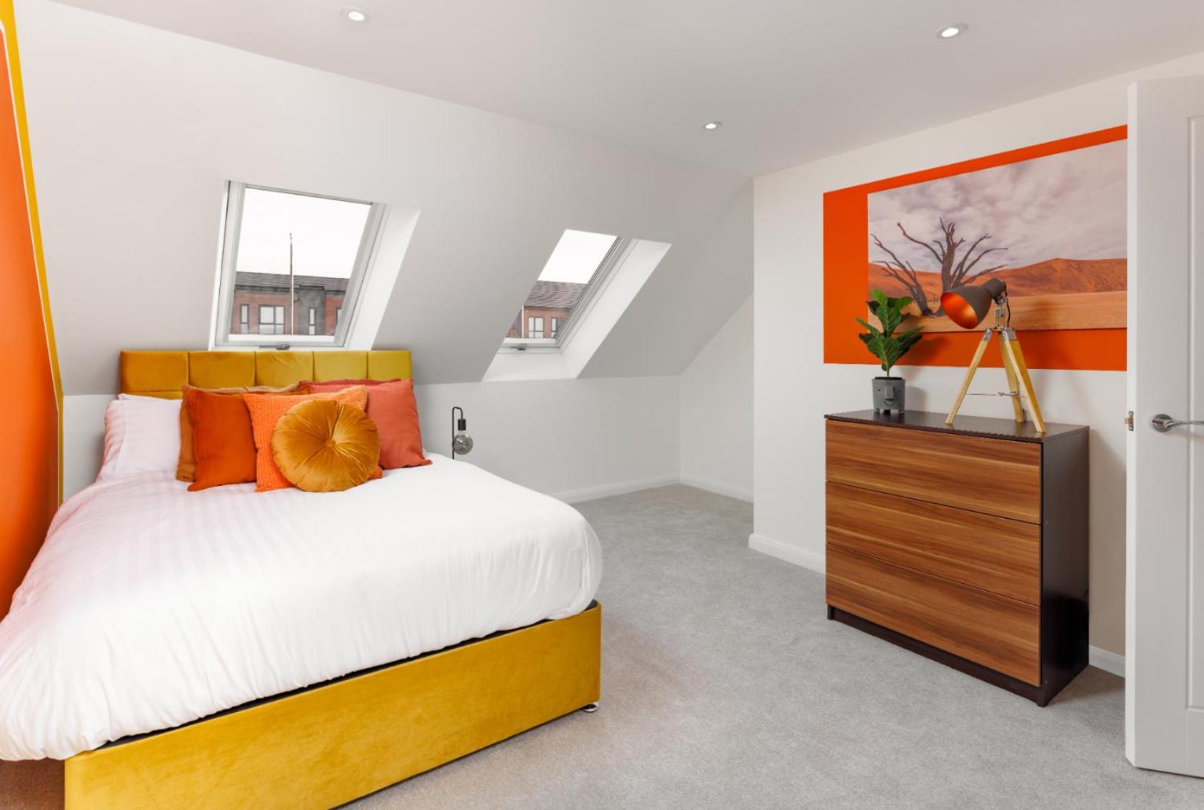 Everton Valley House - Air Host & Stay - Close to city centre view 2