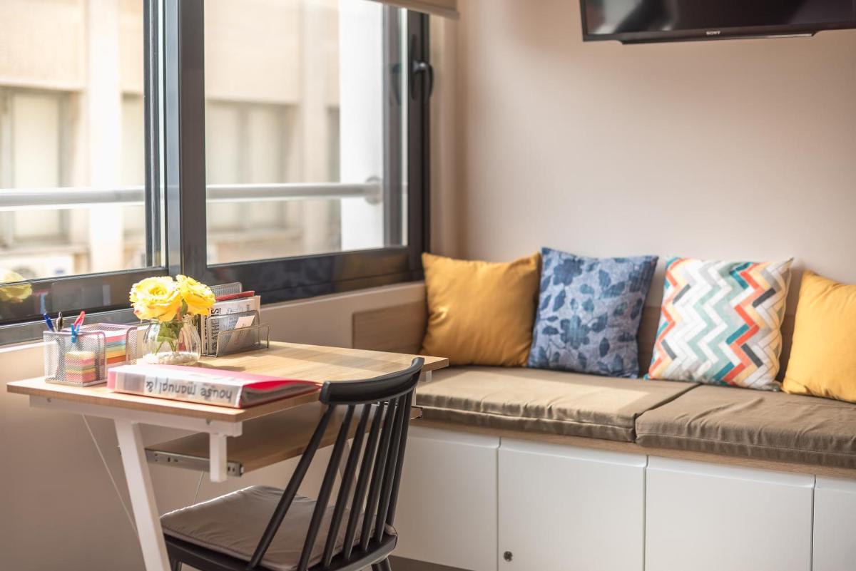 ✰Bright, Renovated, Spacious and Cozy Studio✰