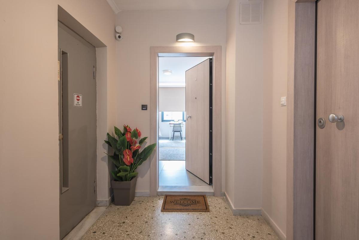 ✰Bright, Renovated, Spacious and Cozy Studio✰