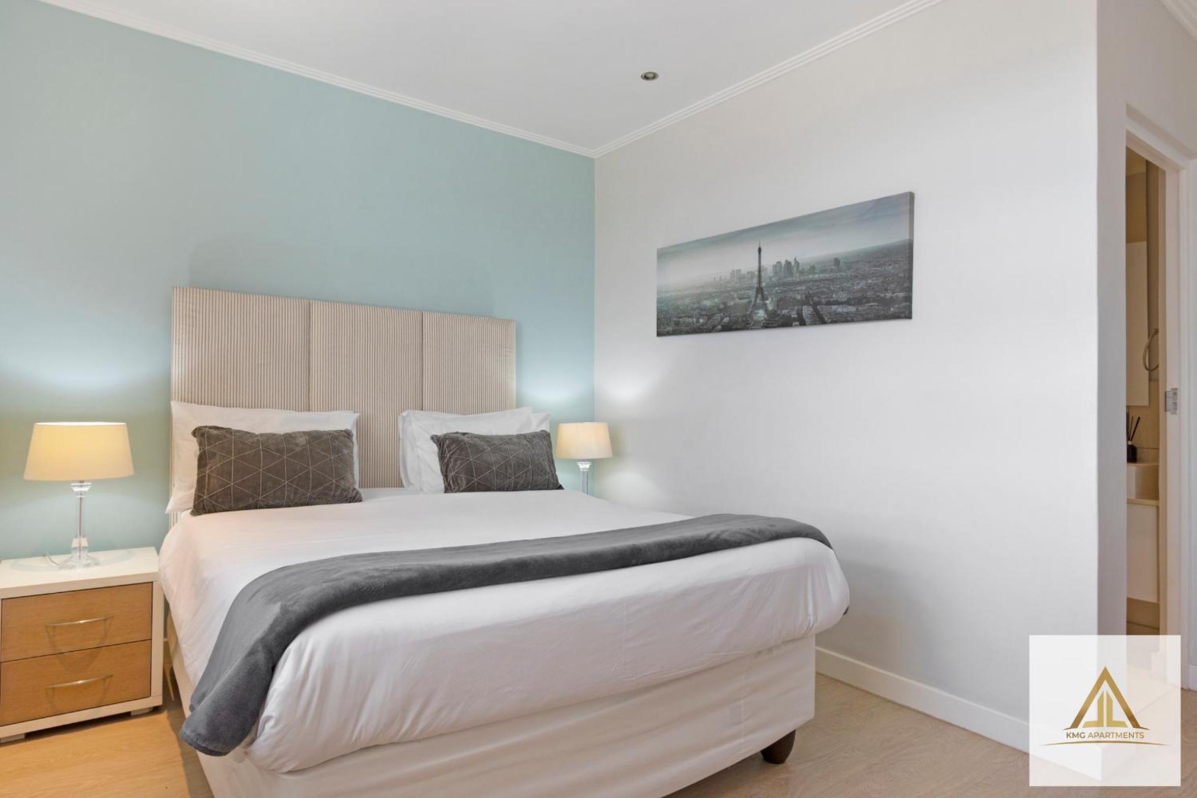 KMG Apartments at The Apex