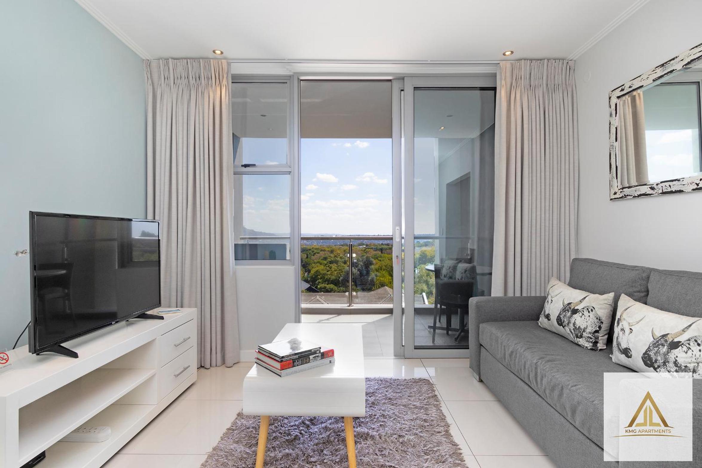 KMG Apartments at The Apex
