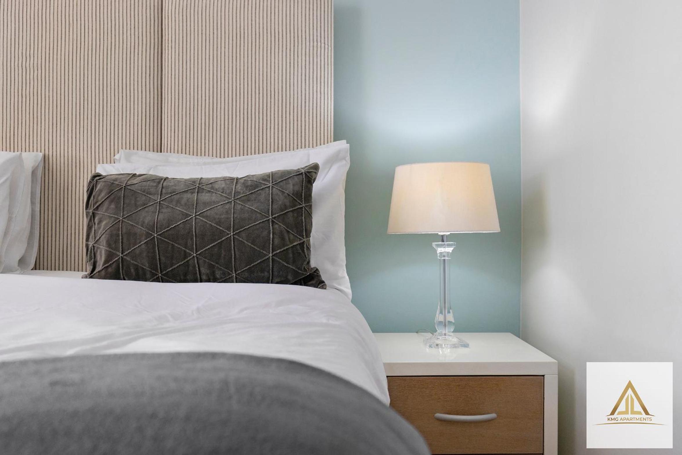 KMG Apartments at The Apex