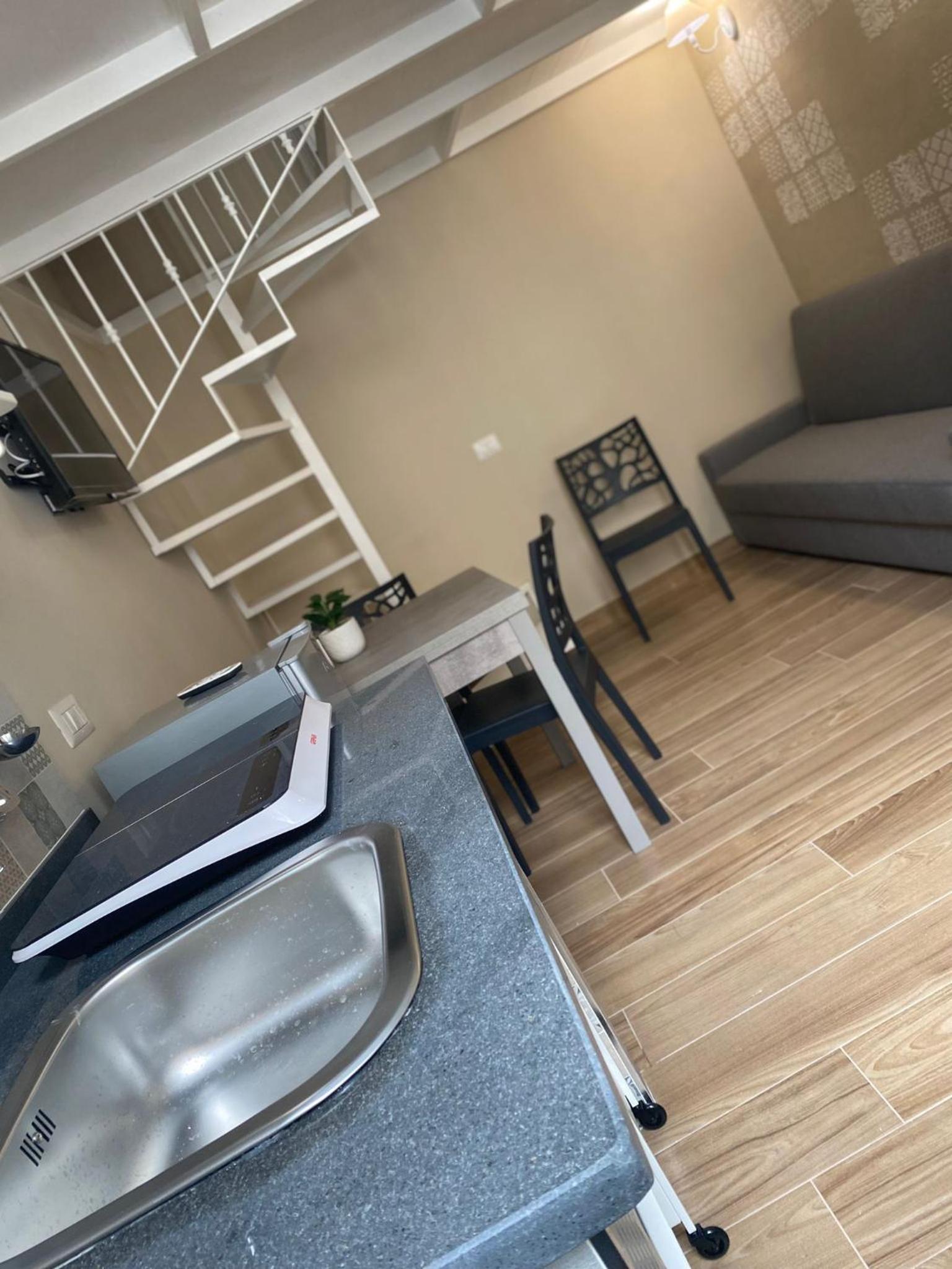 SOTTOSOPRA APARTMENT