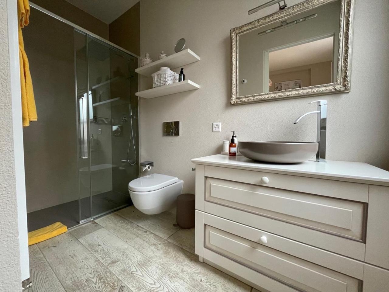 Brissago: Villa Claudia view 5