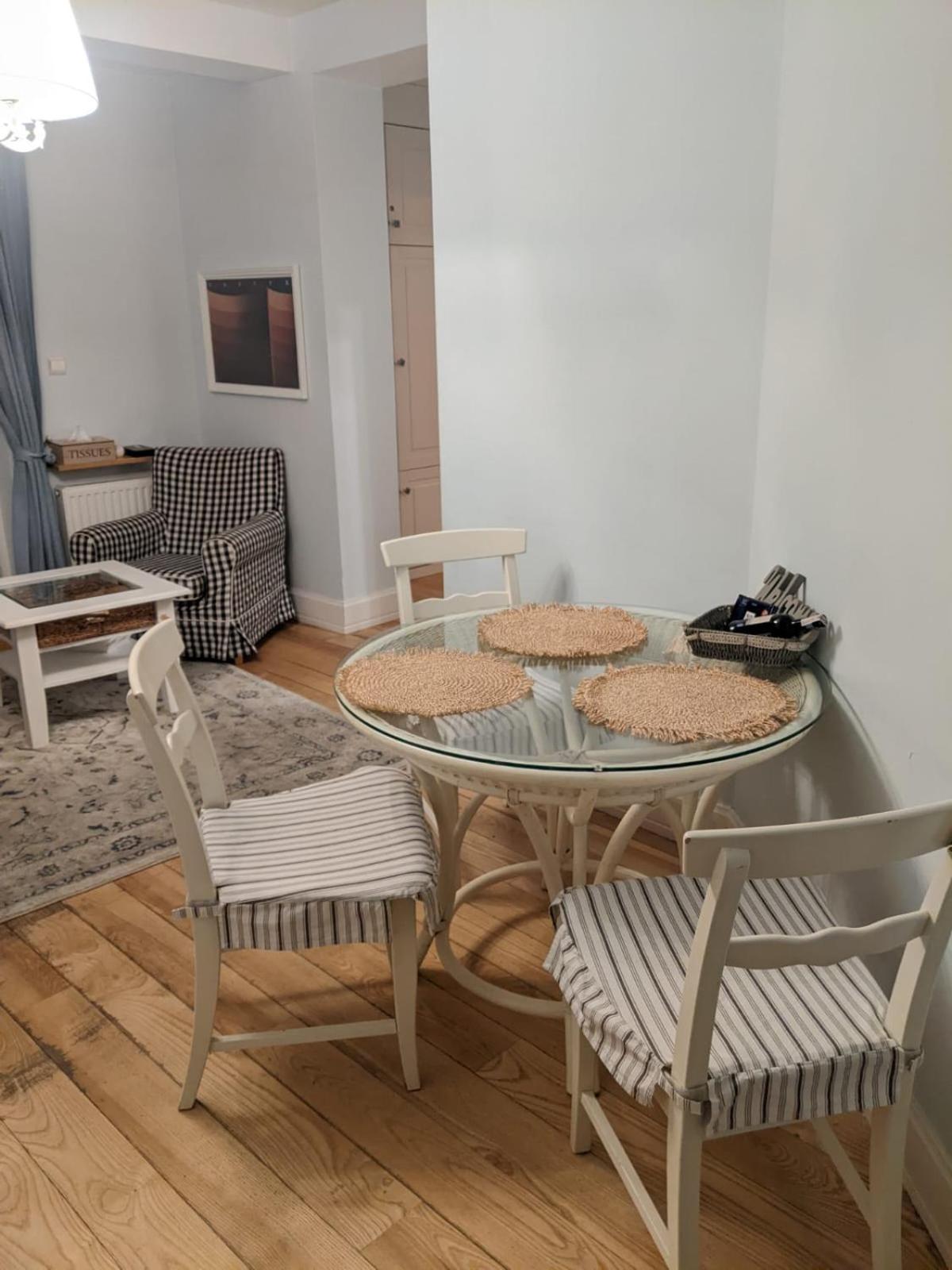 Apartament Rezydencja Bursztyn nr 8