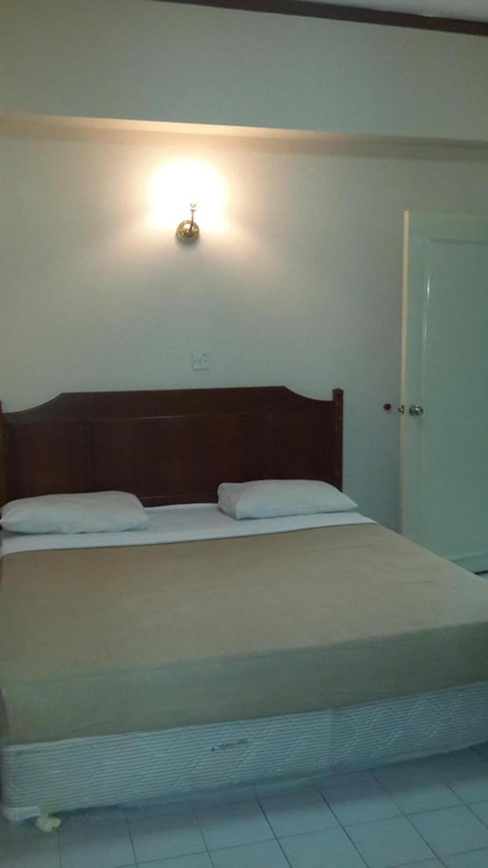 Golden City Apartment - Leisure Holiday Resorts