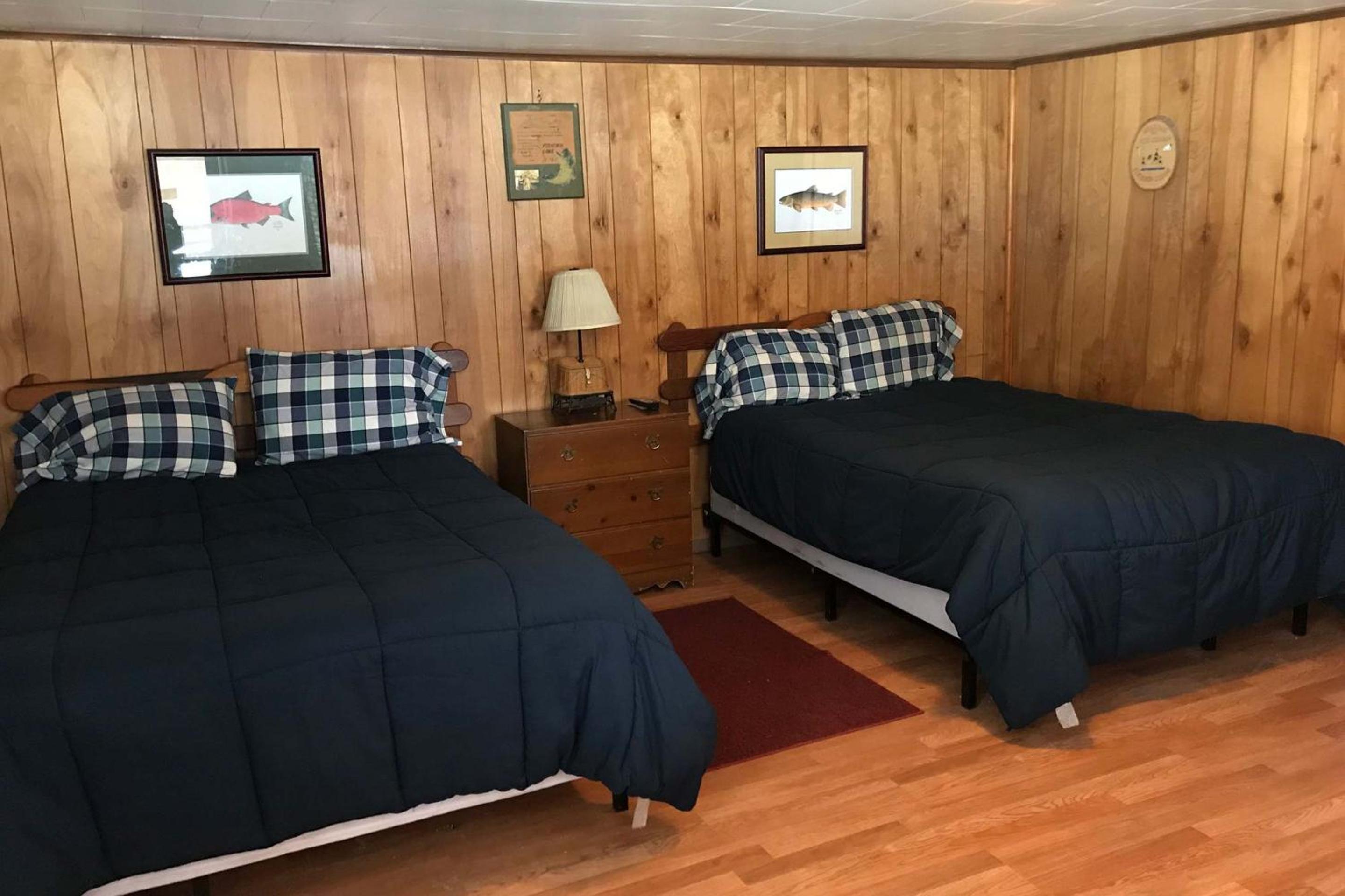 Elkhorn Lodge