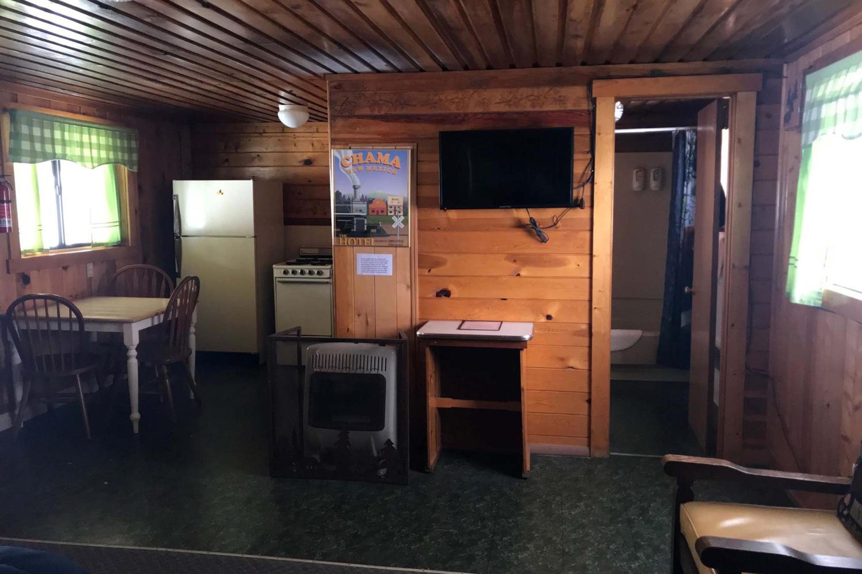 Elkhorn Lodge