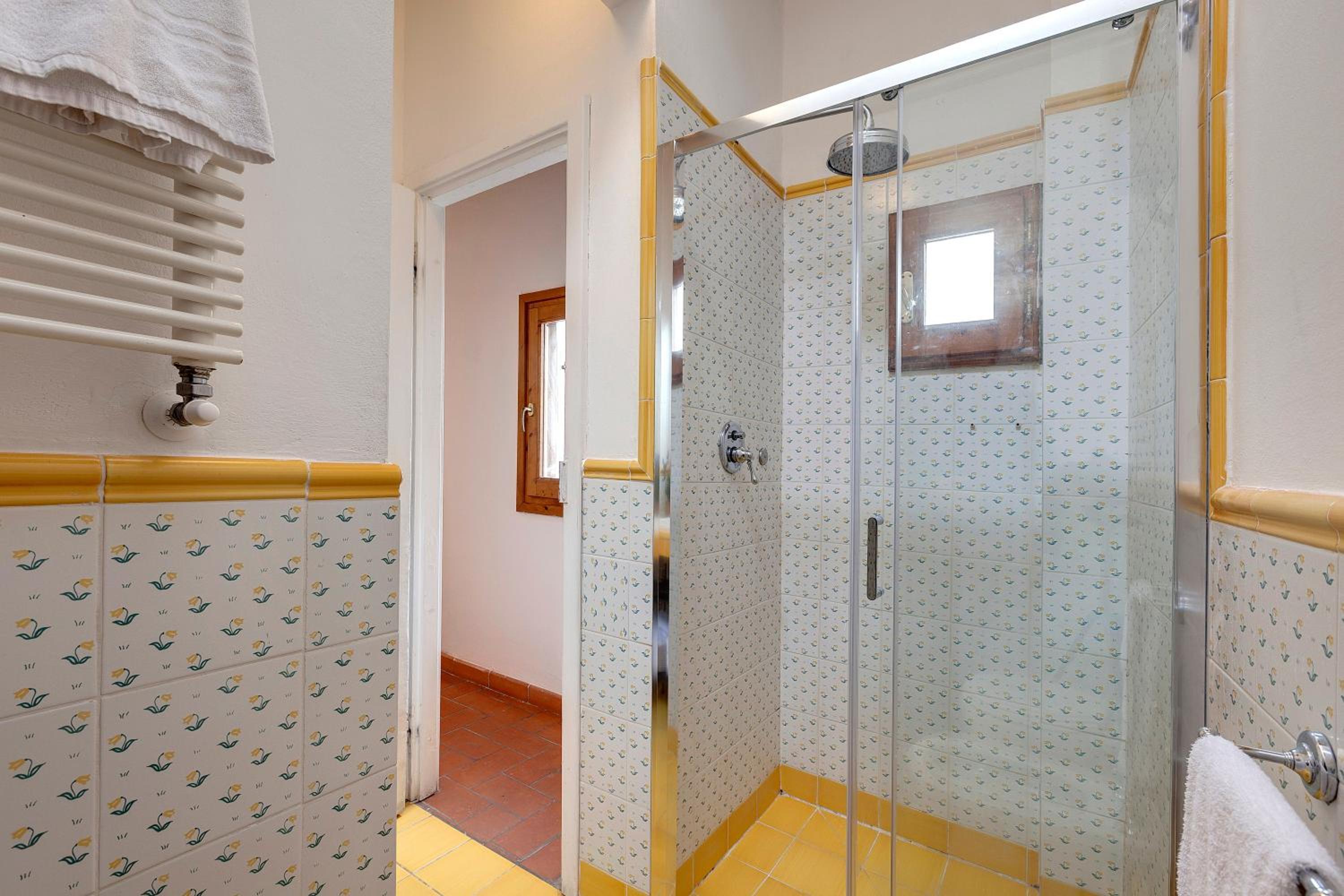 Maddalena Apartment by Mamo Florence