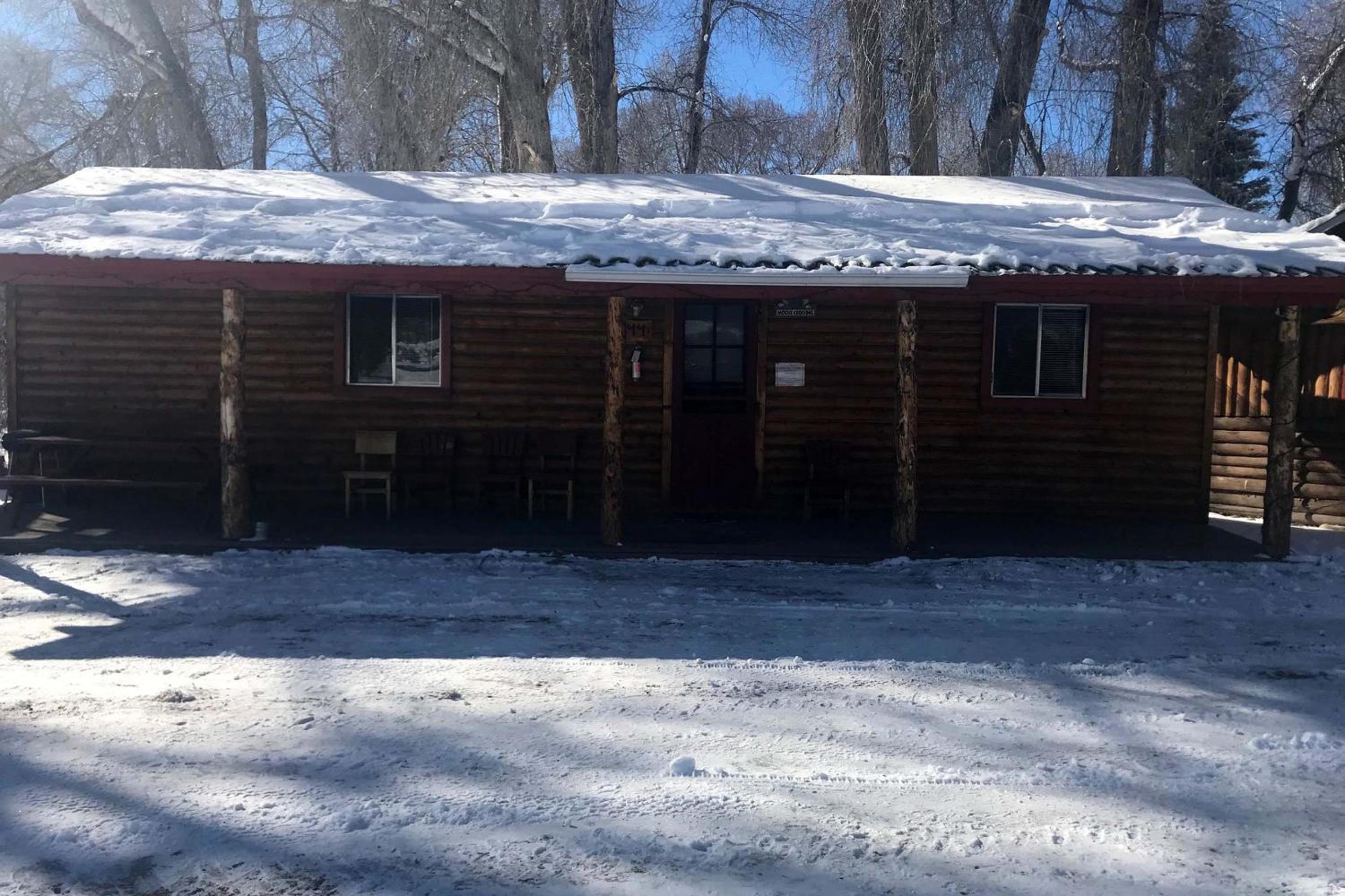 Elkhorn Lodge