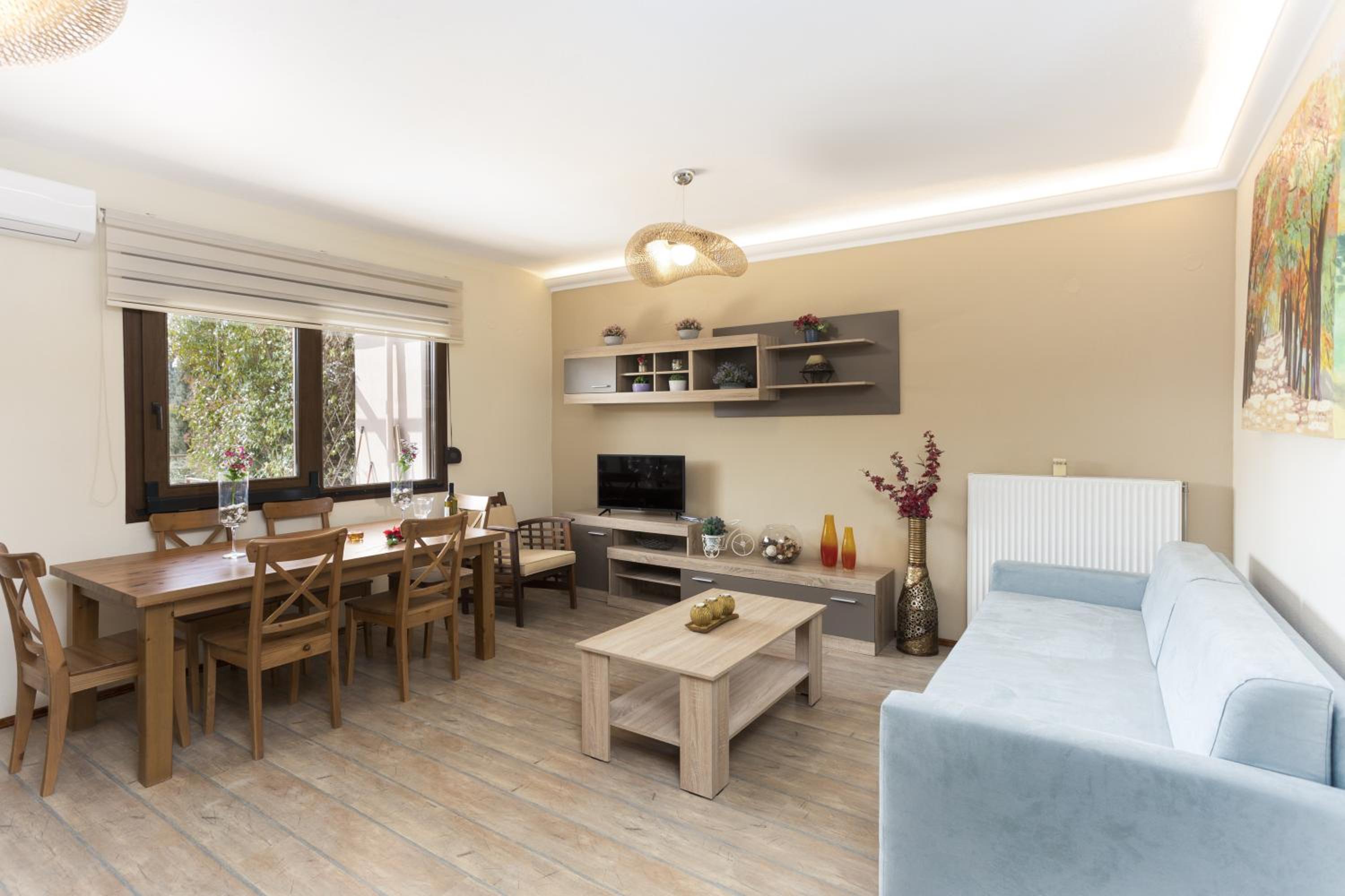 TwinStars Maisonette view 3