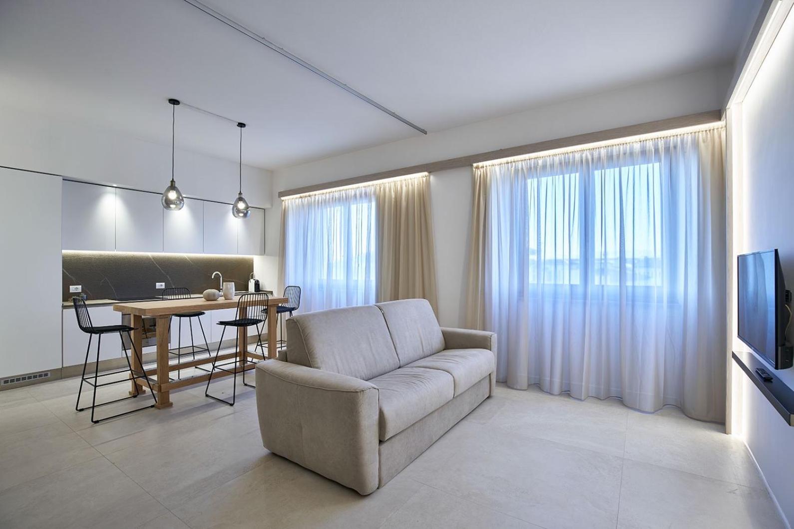 Five stars Florence luxury apartments photo 3