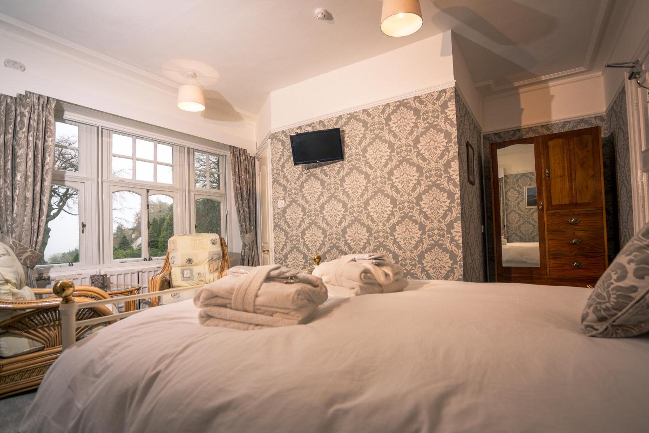 Foyers Bay Country House view 4