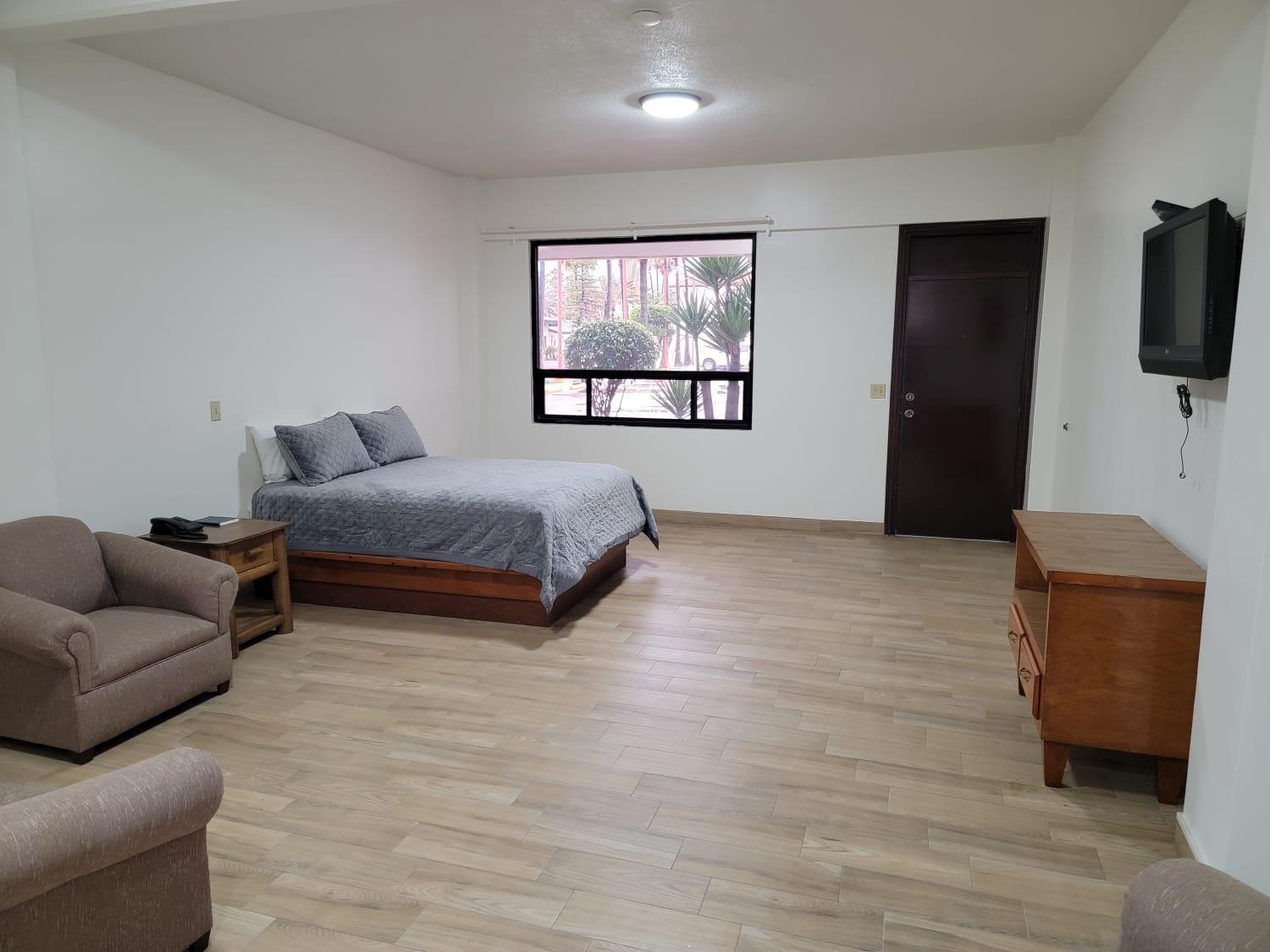 Ensenada Vacations - Hotel Paraiso Las Palmas - Property Image 6
