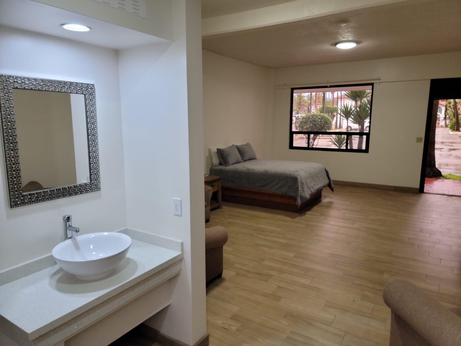 Ensenada Vacations - Hotel Paraiso Las Palmas - Property Image 5