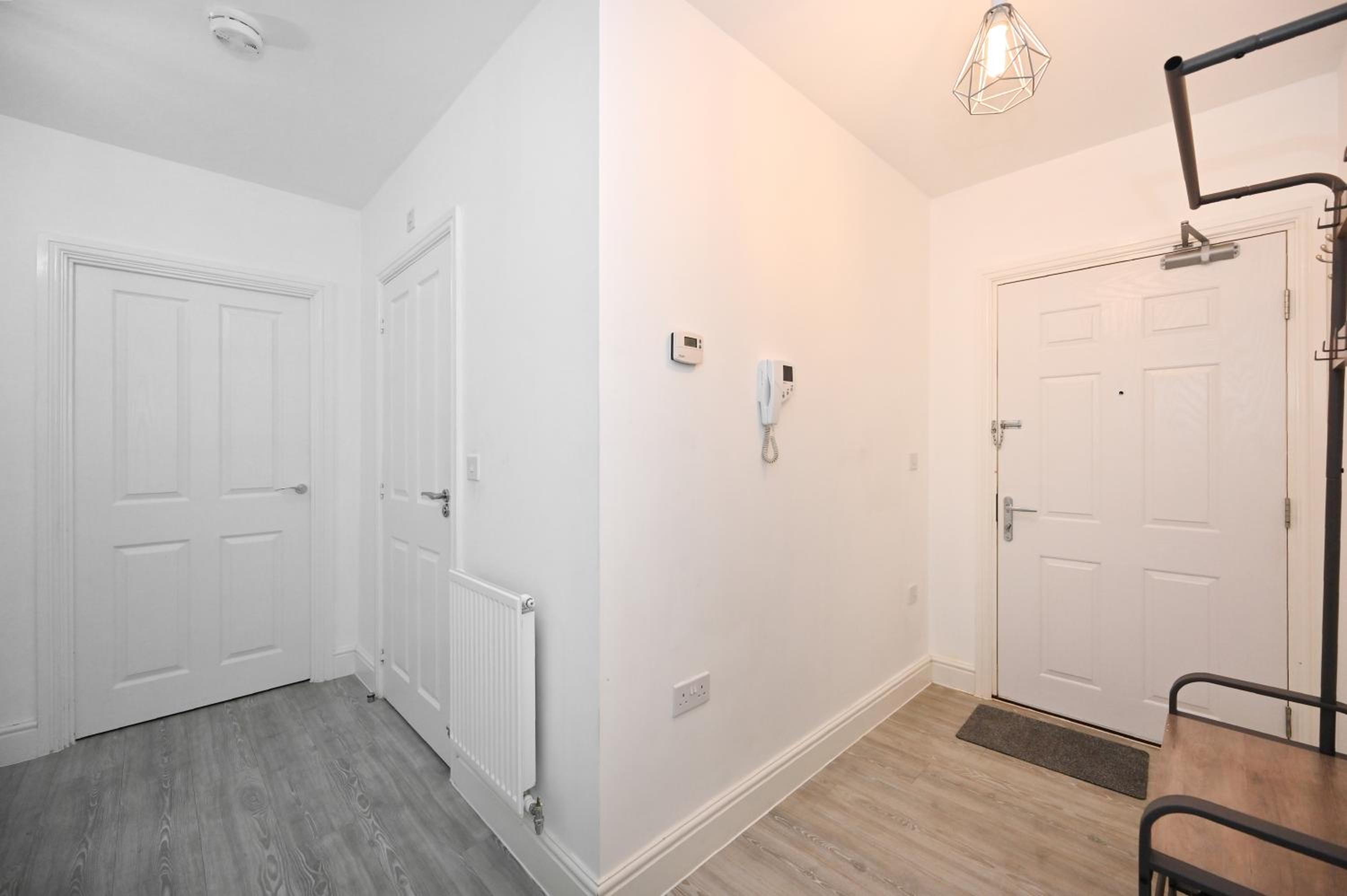 Luxury 2Bedroom - 2Bath - Prime location - Patio