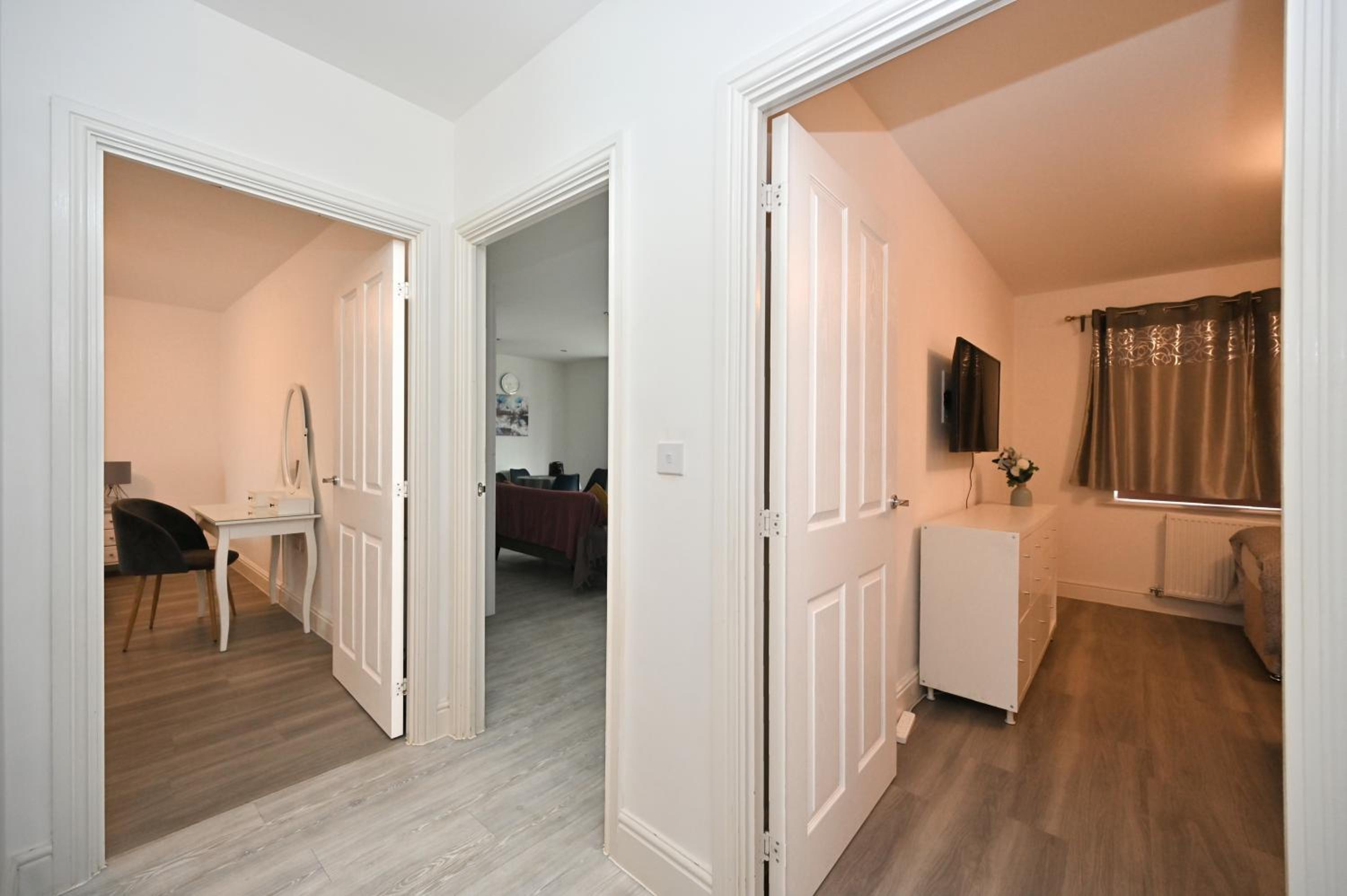 Luxury 2Bedroom - 2Bath - Prime location - Patio