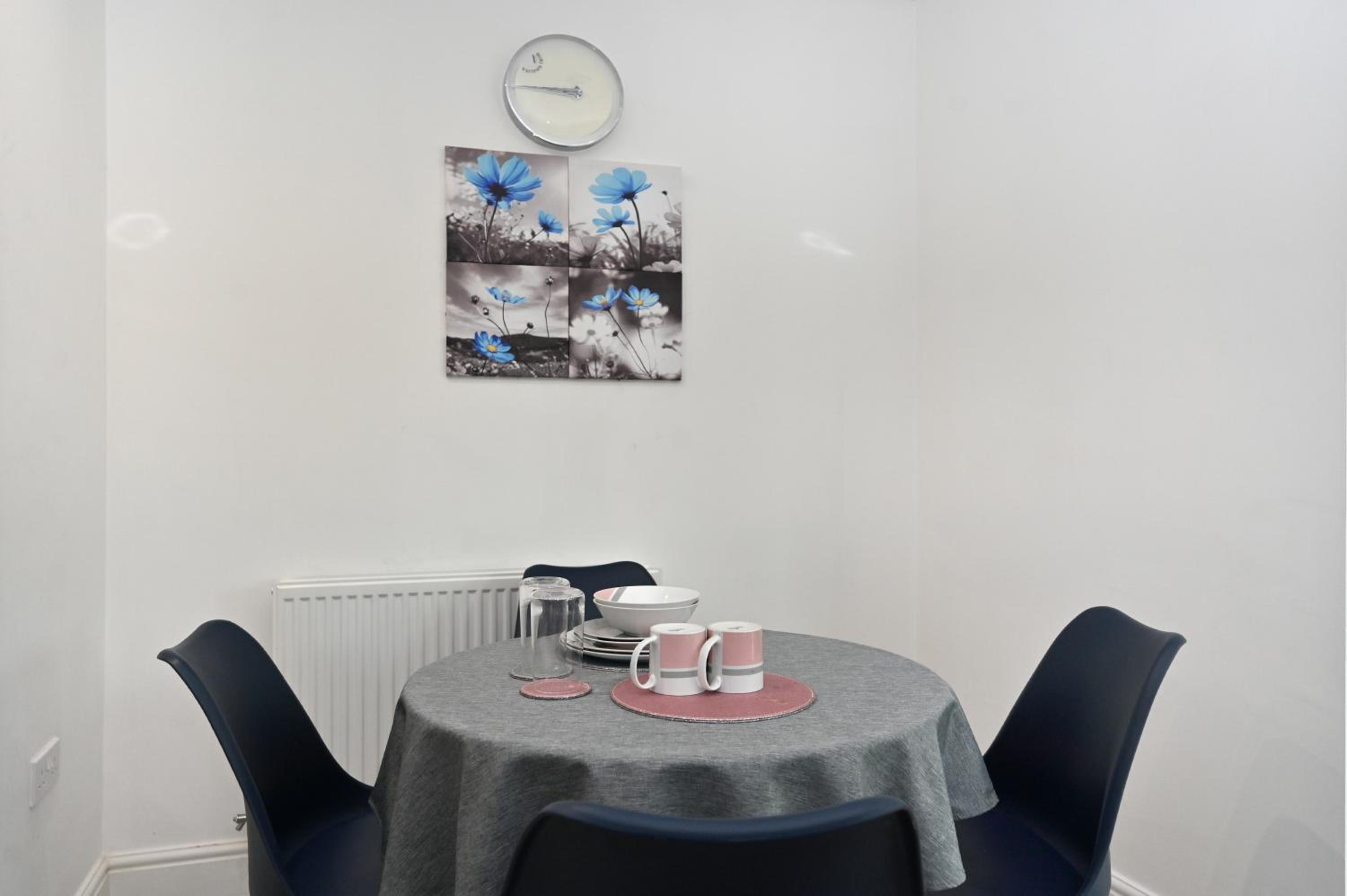 Luxury 2Bedroom - 2Bath - Prime location - Patio