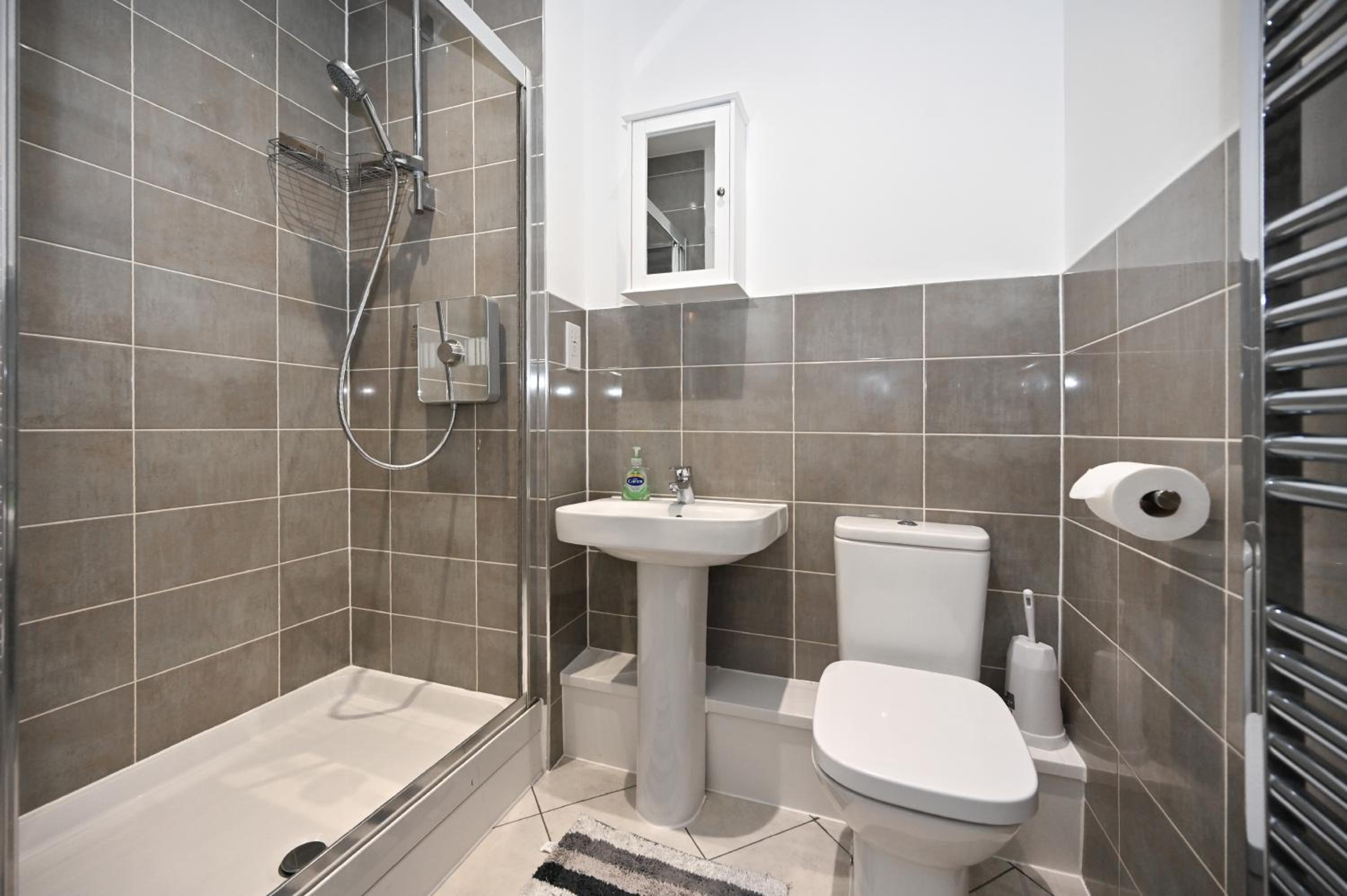 Luxury 2Bedroom - 2Bath - Prime location - Patio