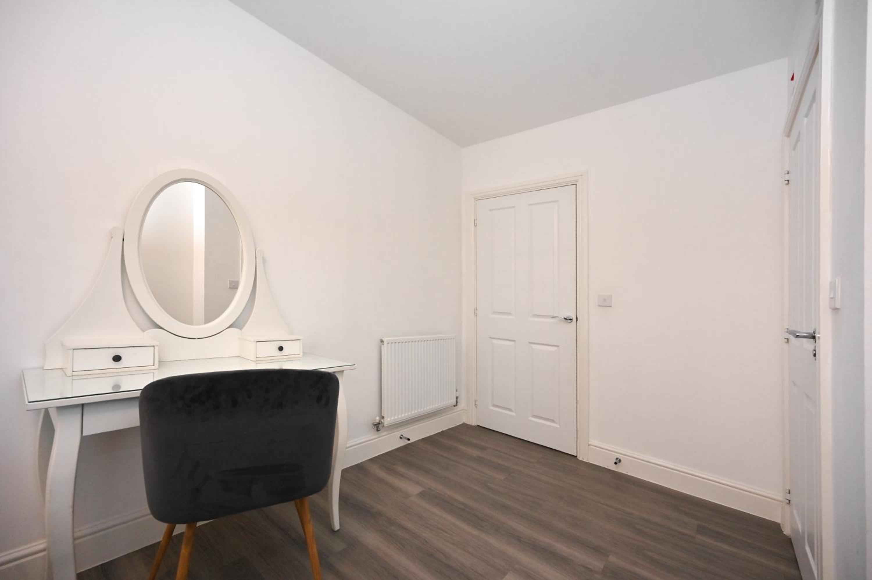 Luxury 2Bedroom - 2Bath - Prime location - Patio