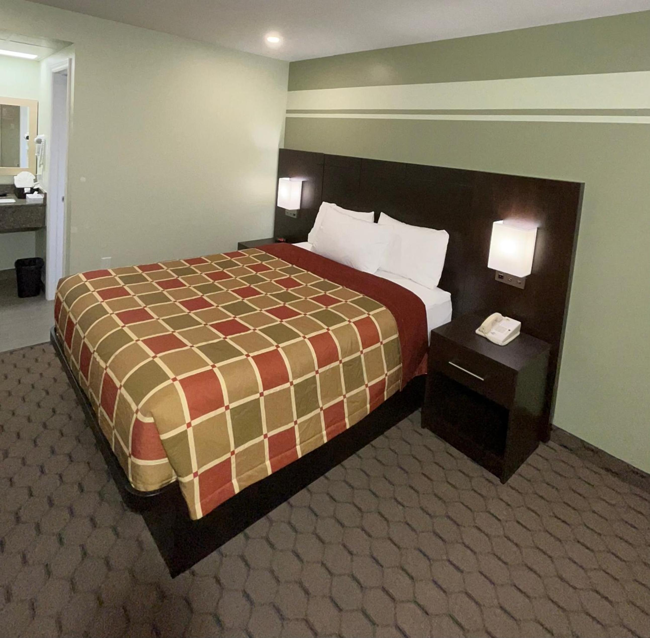 Budget Inn