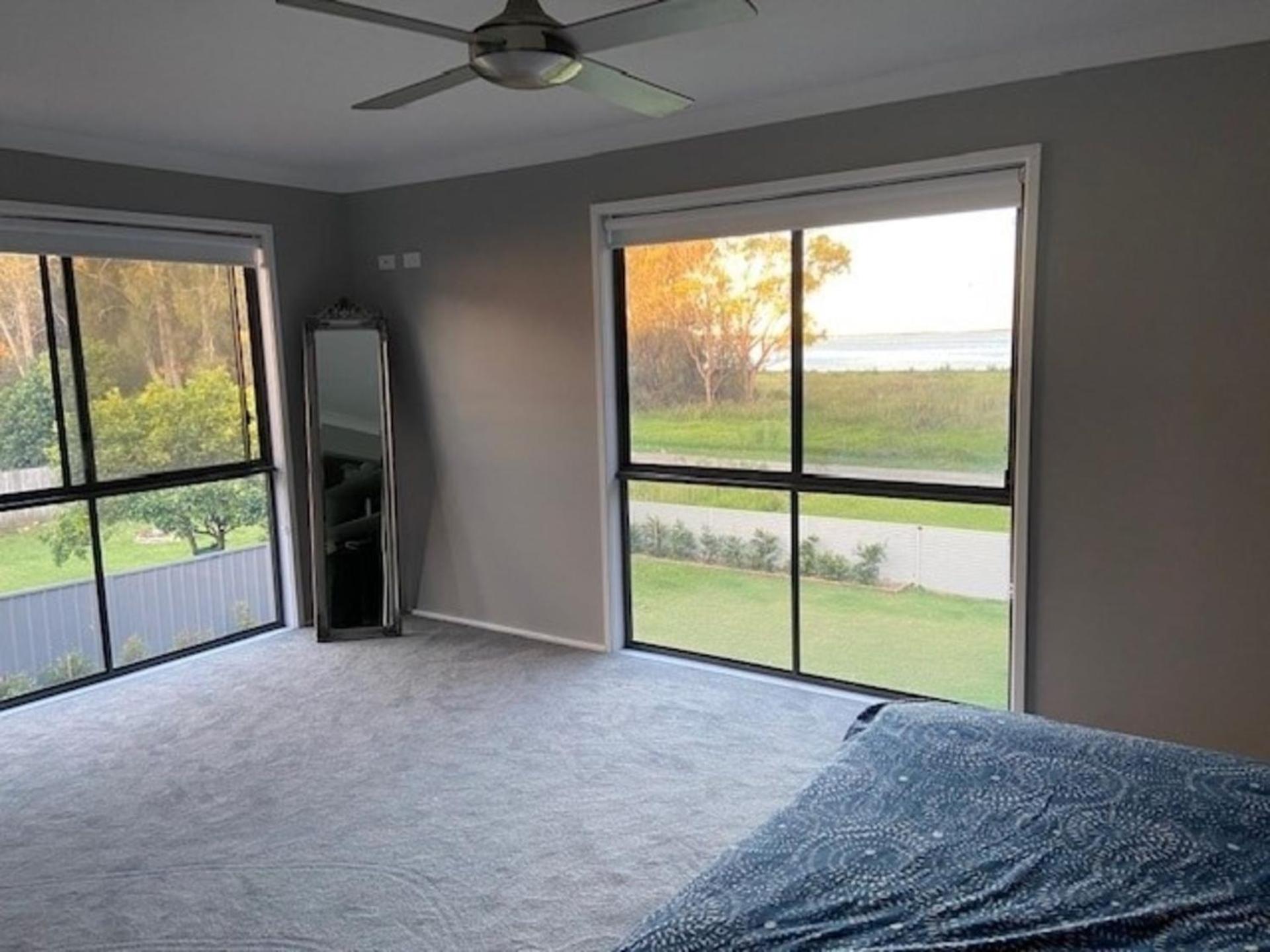 Lakefront Holiday Home