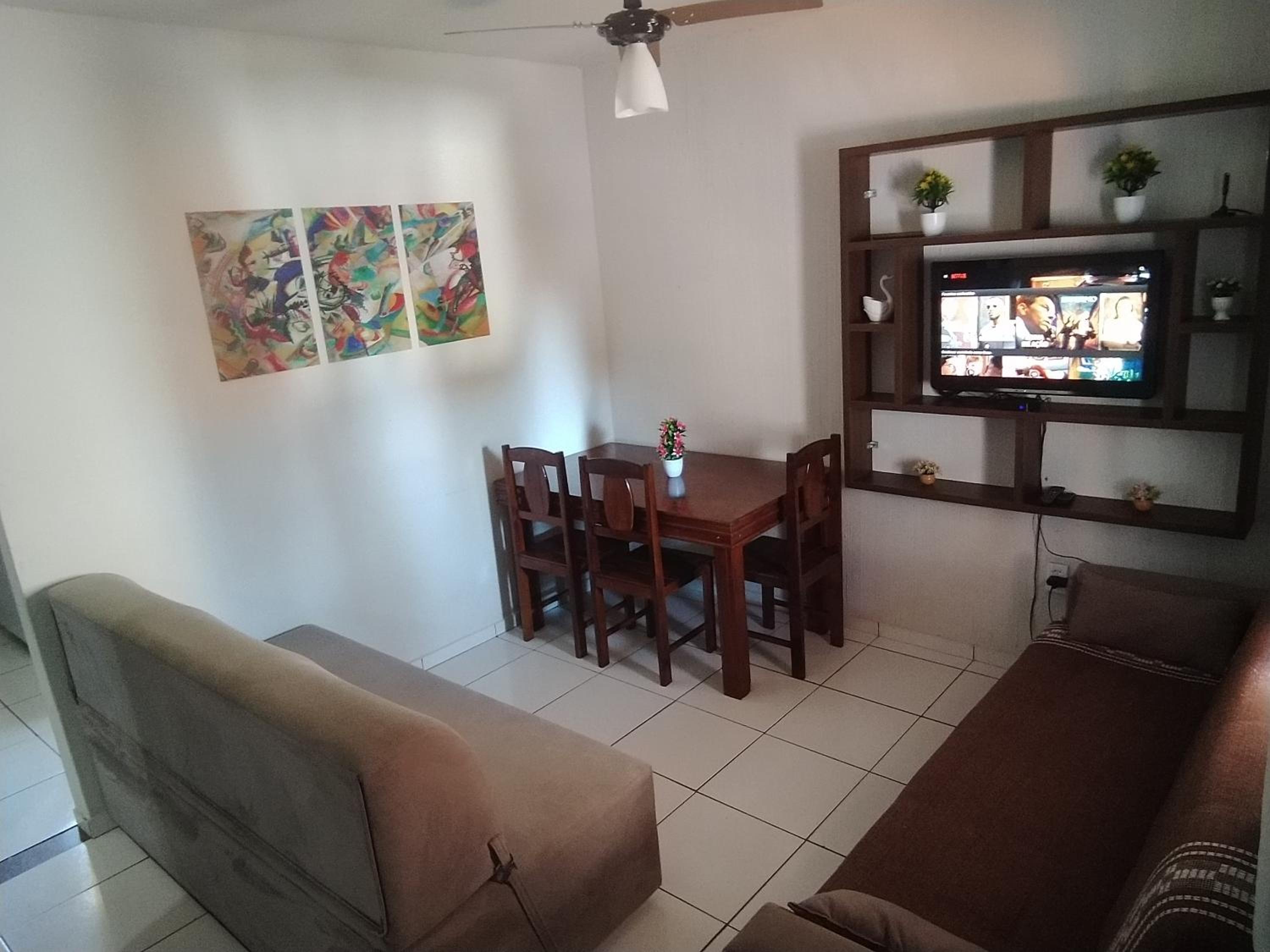 Casa com Piscina 2 Quartos Cantim do Goiano Hospedagens