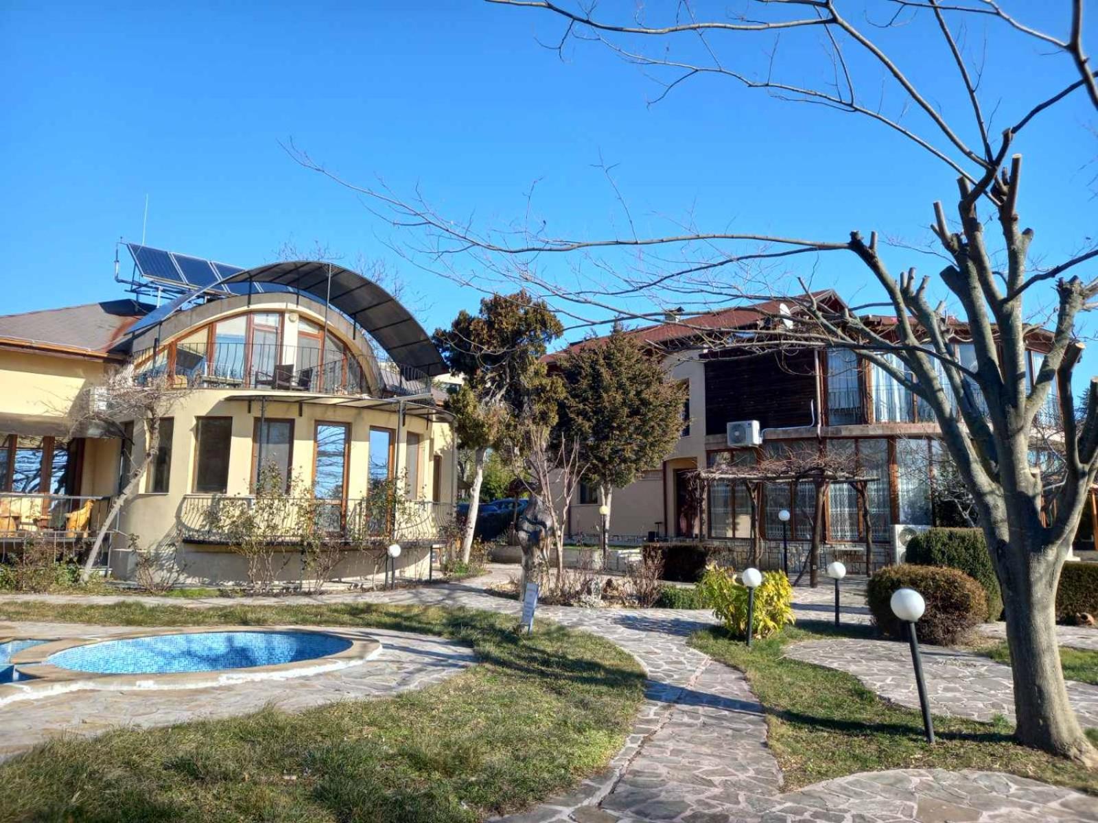 Villa Maxim