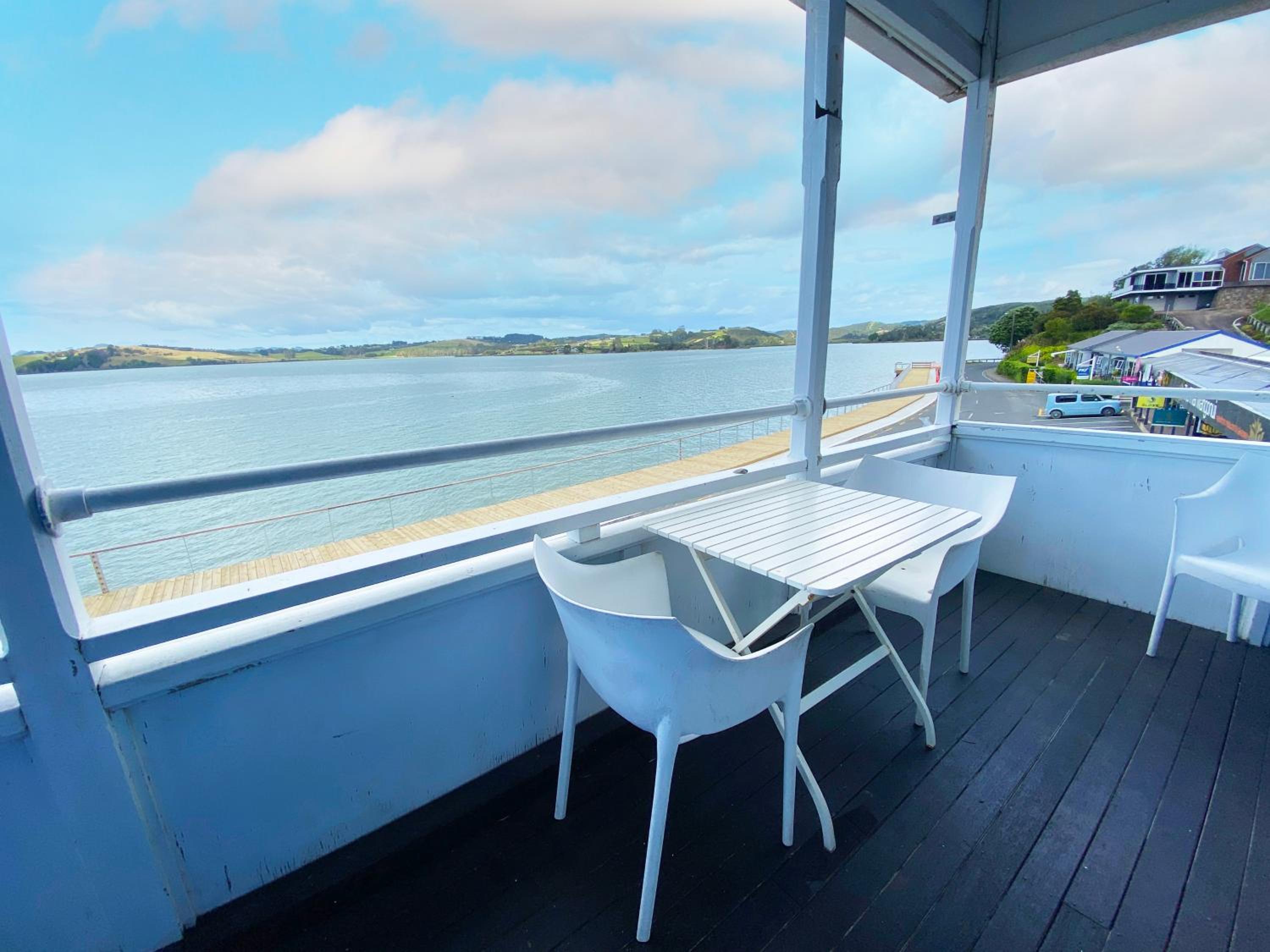 Mangonui Waterfront Apartments