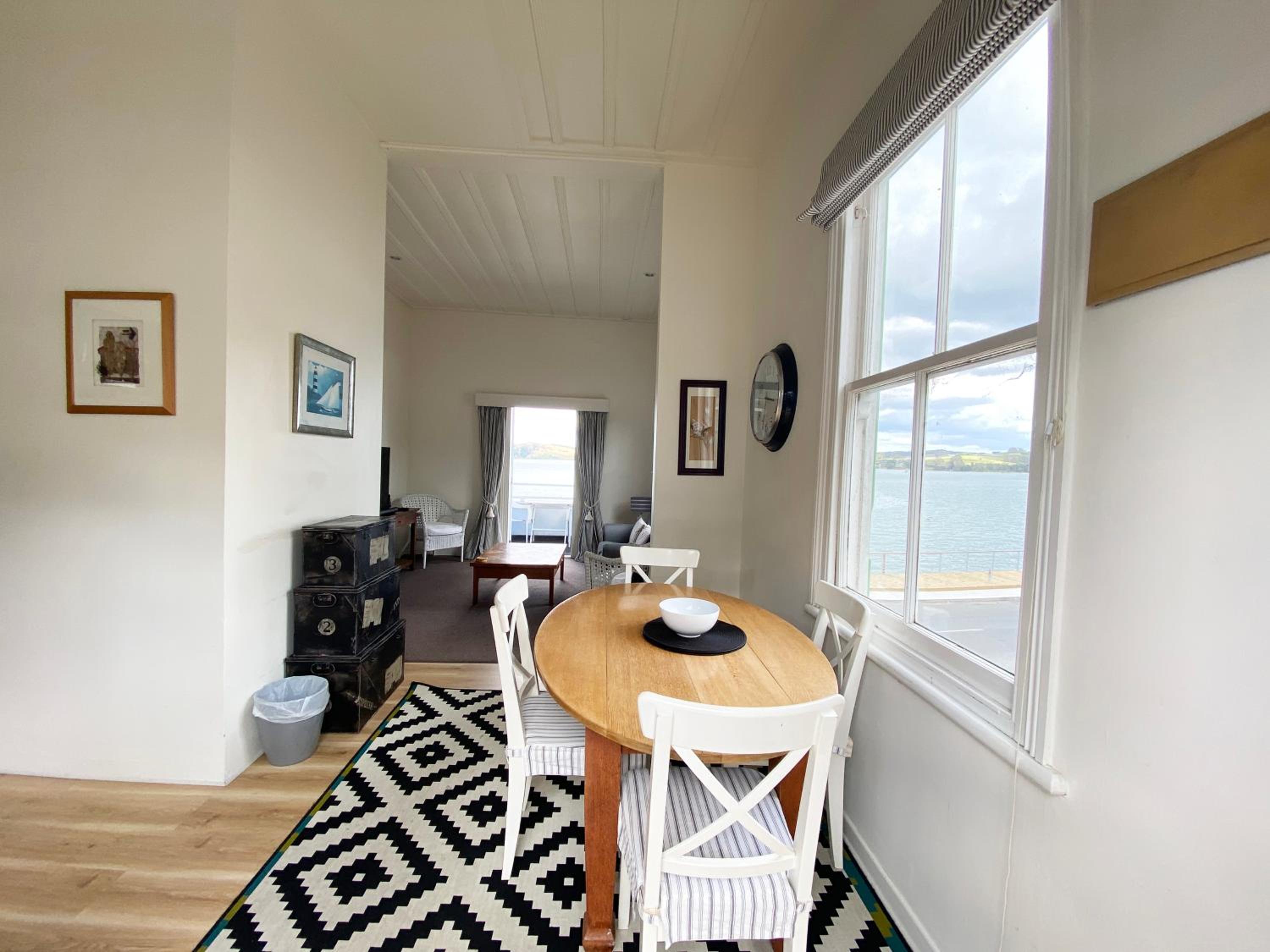 Mangonui Waterfront Apartments
