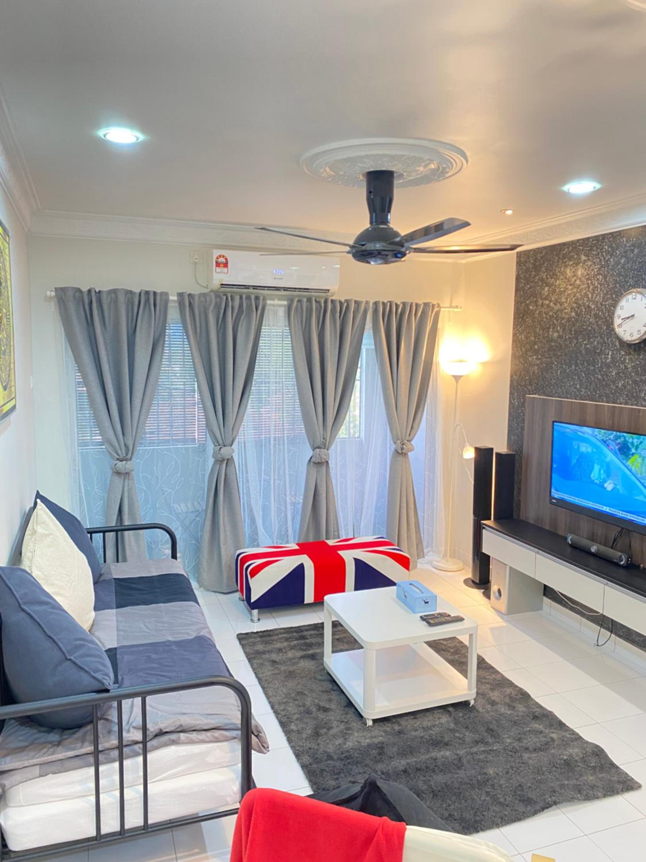 Spanish Villa homestay photo 1