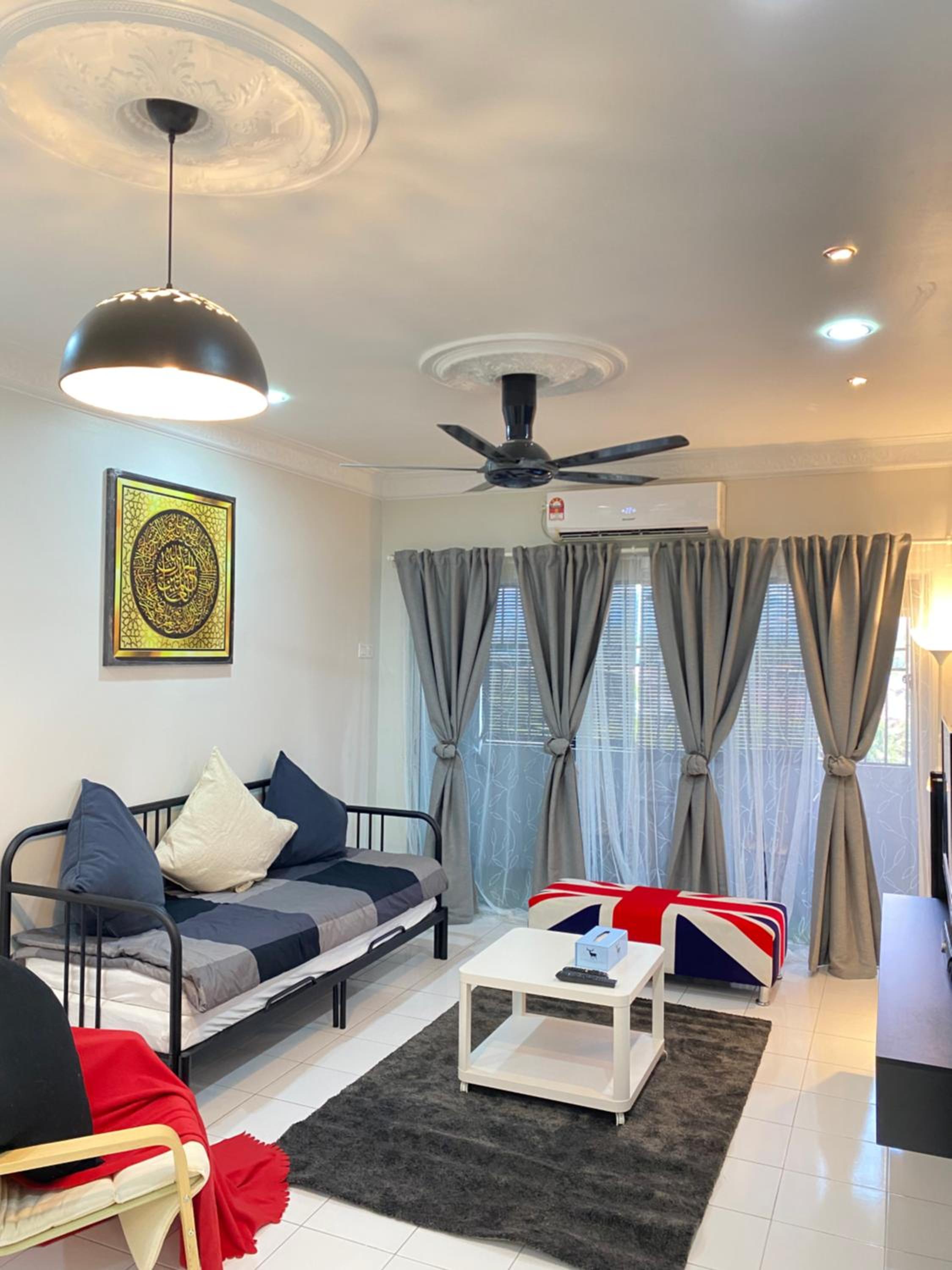 Spanish Villa homestay photo 4
