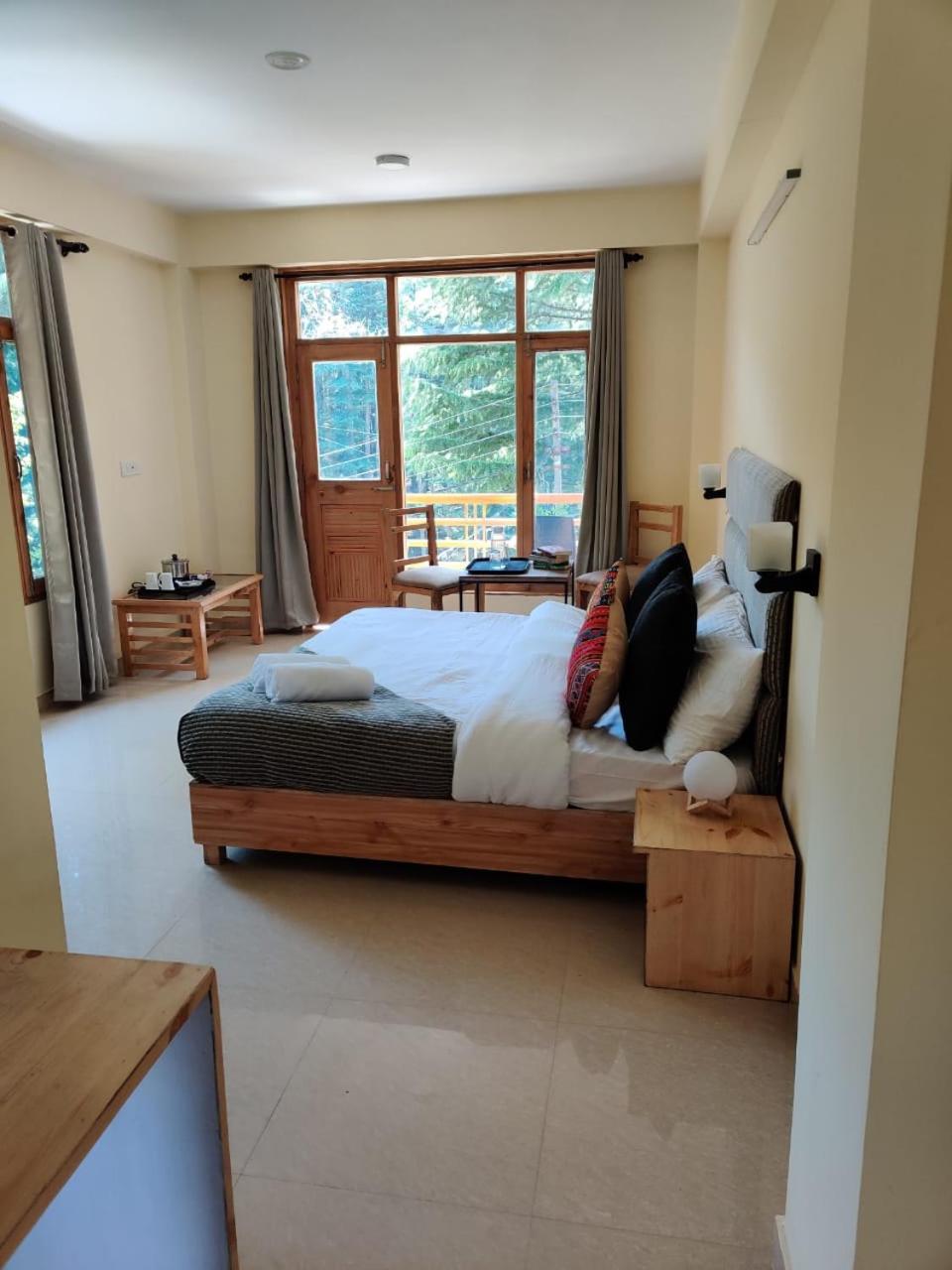 Photo 37