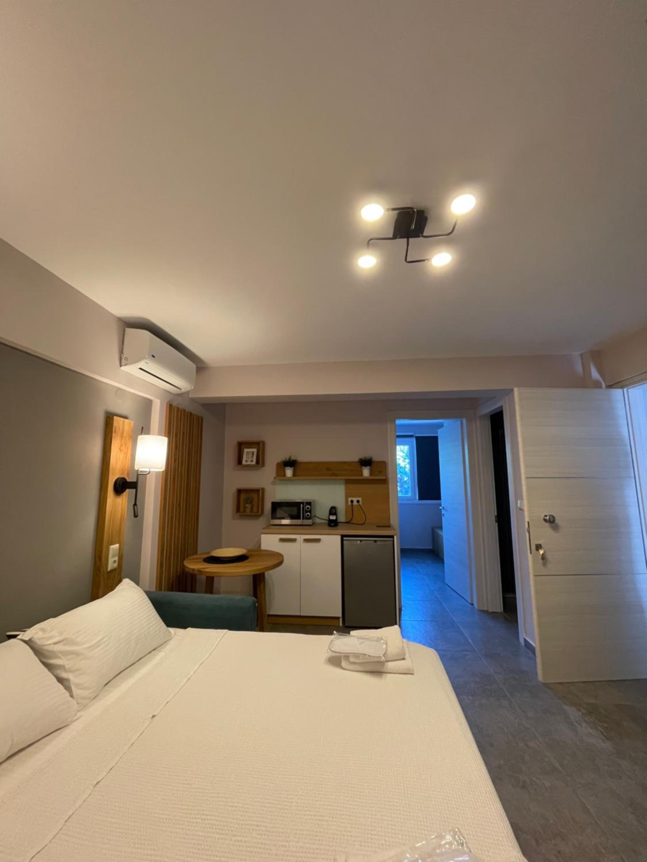 Isalos Suites