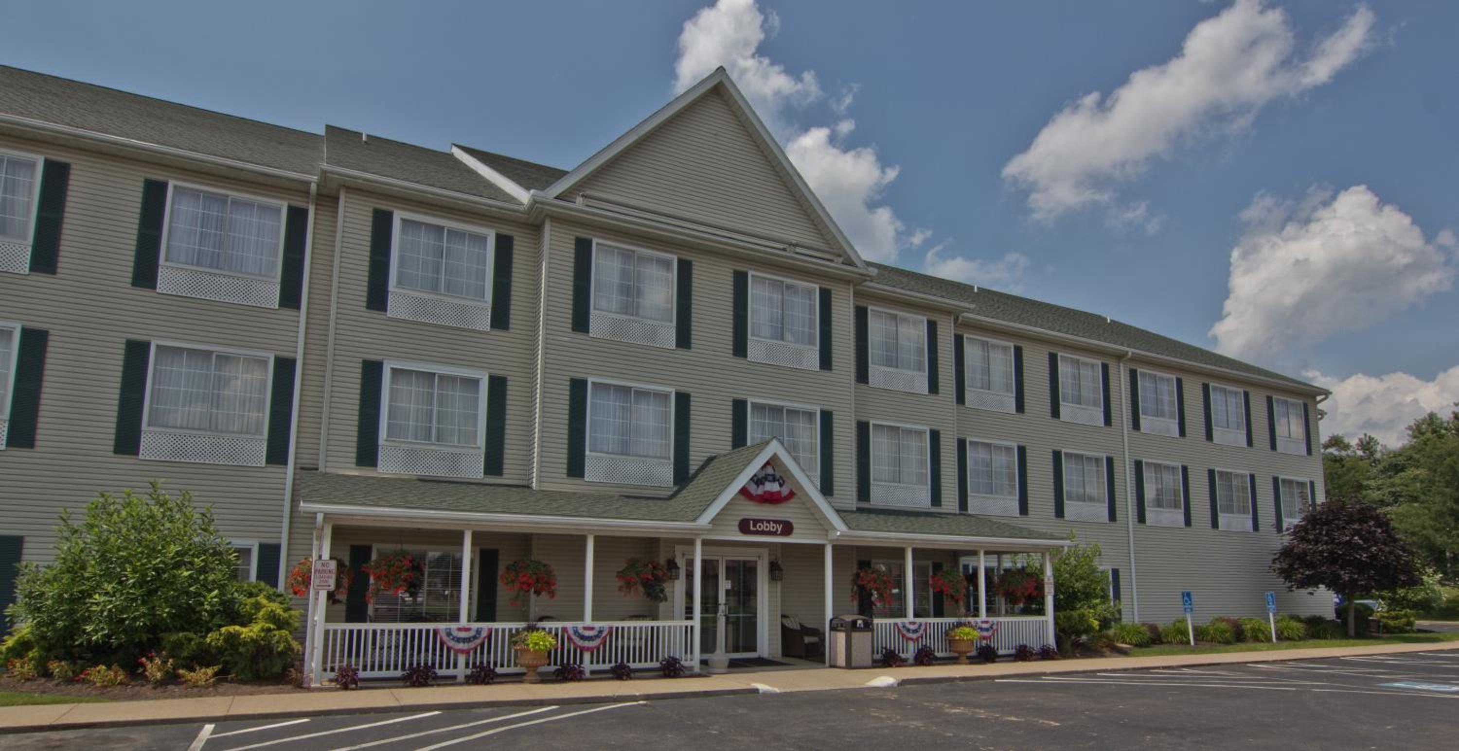 Coshocton Village Inn Suites - Property Image 32