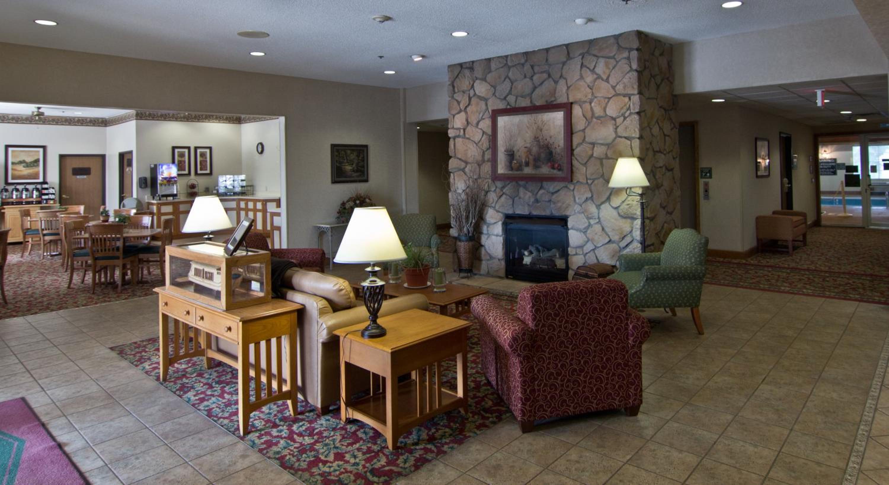 Coshocton Village Inn Suites - Property Image 1