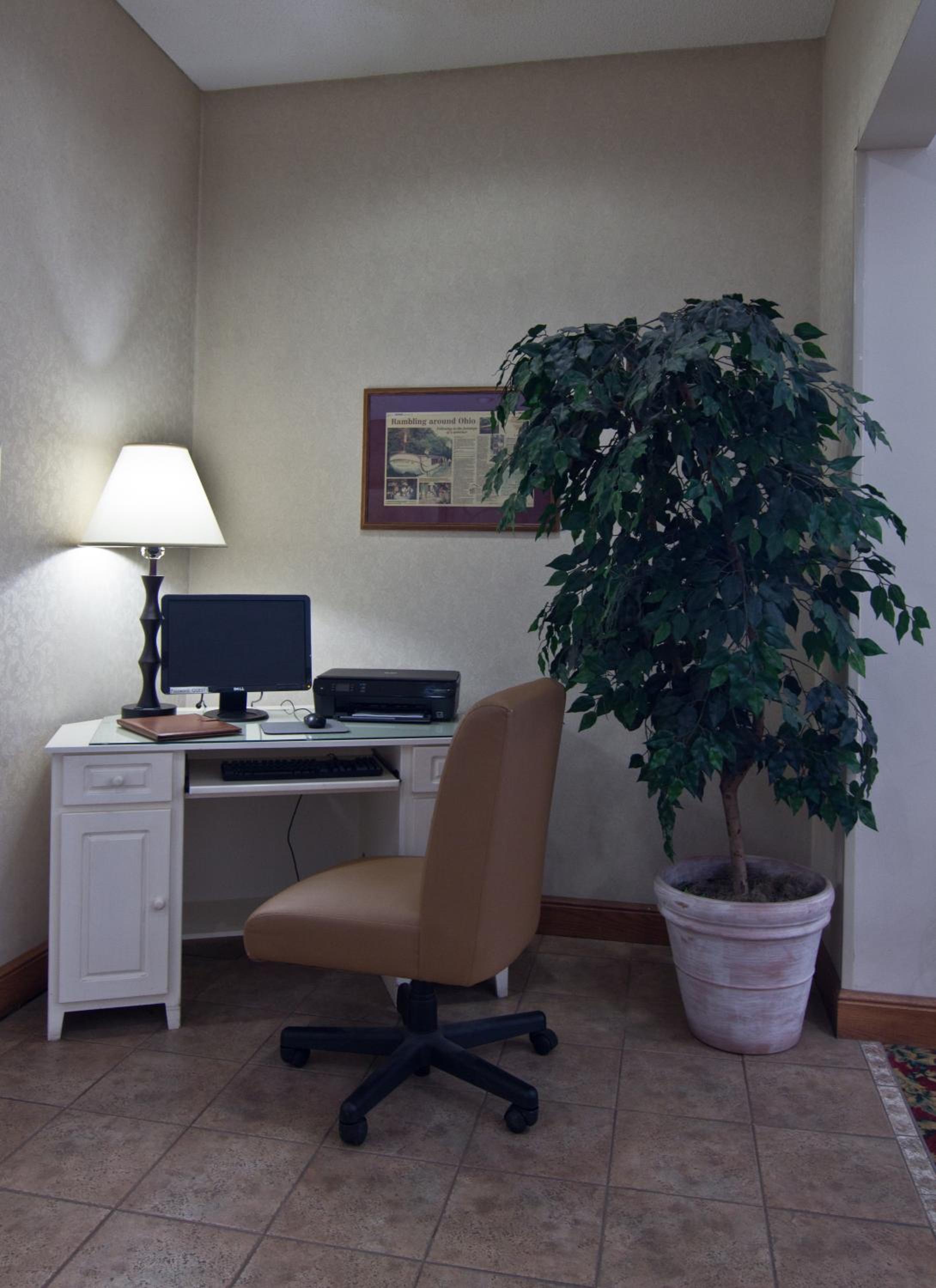 Coshocton Village Inn Suites - Property Image 12