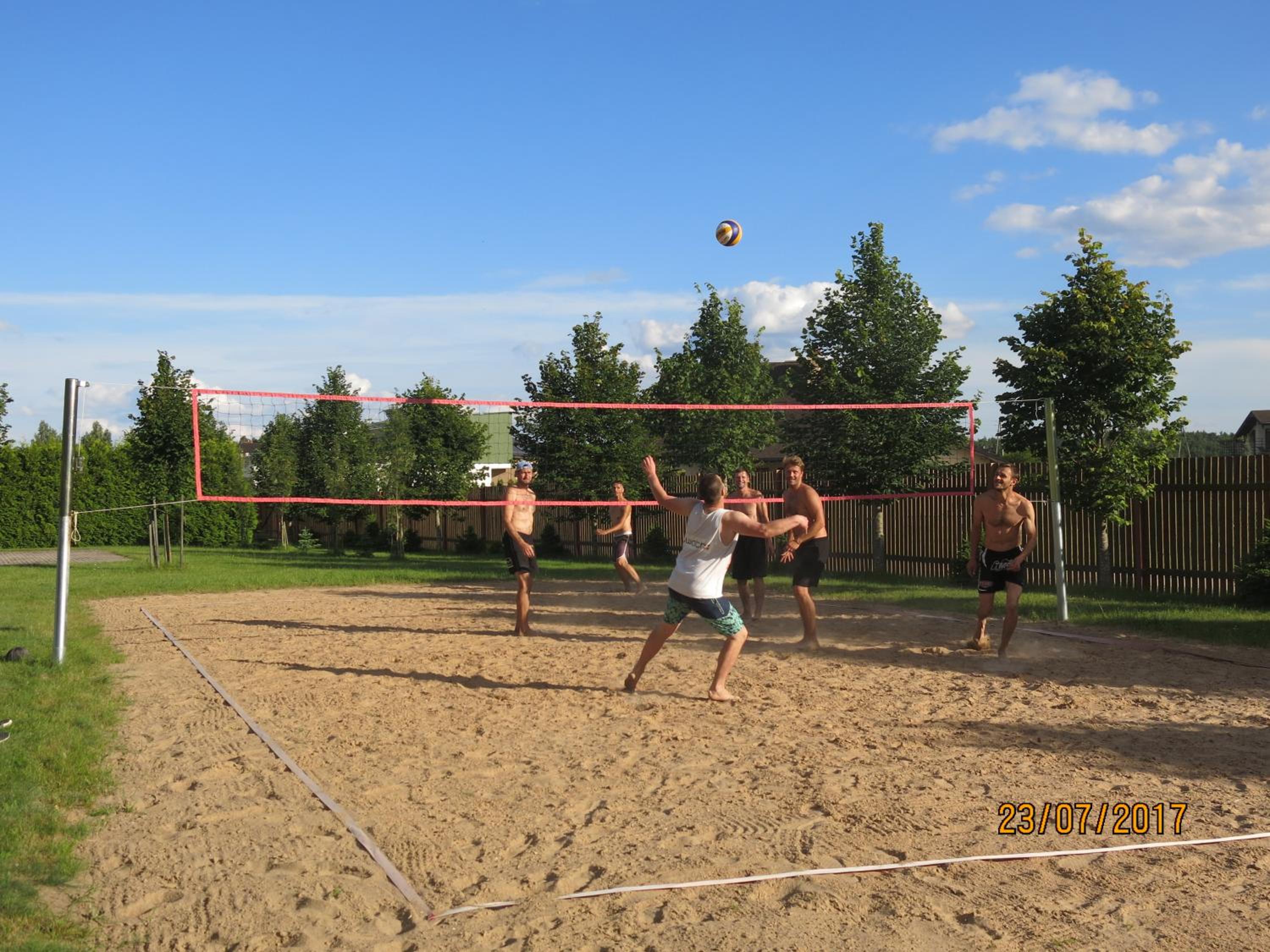 Photo 6
