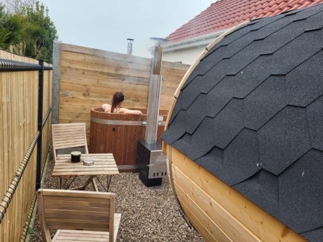 Casa louisa chambre sauna et bain nordique view 2