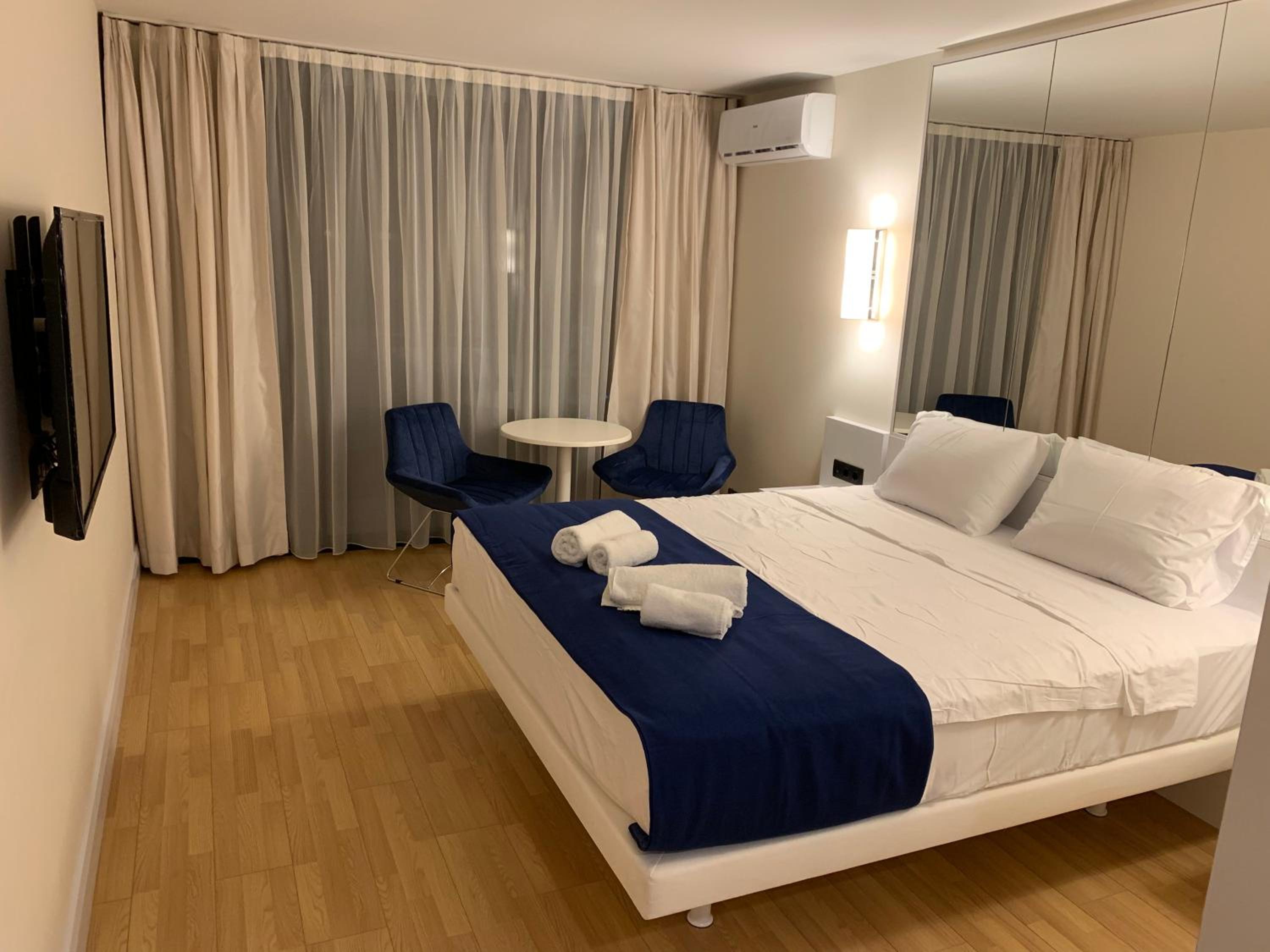 Luxury Studio with Ocean View view 2