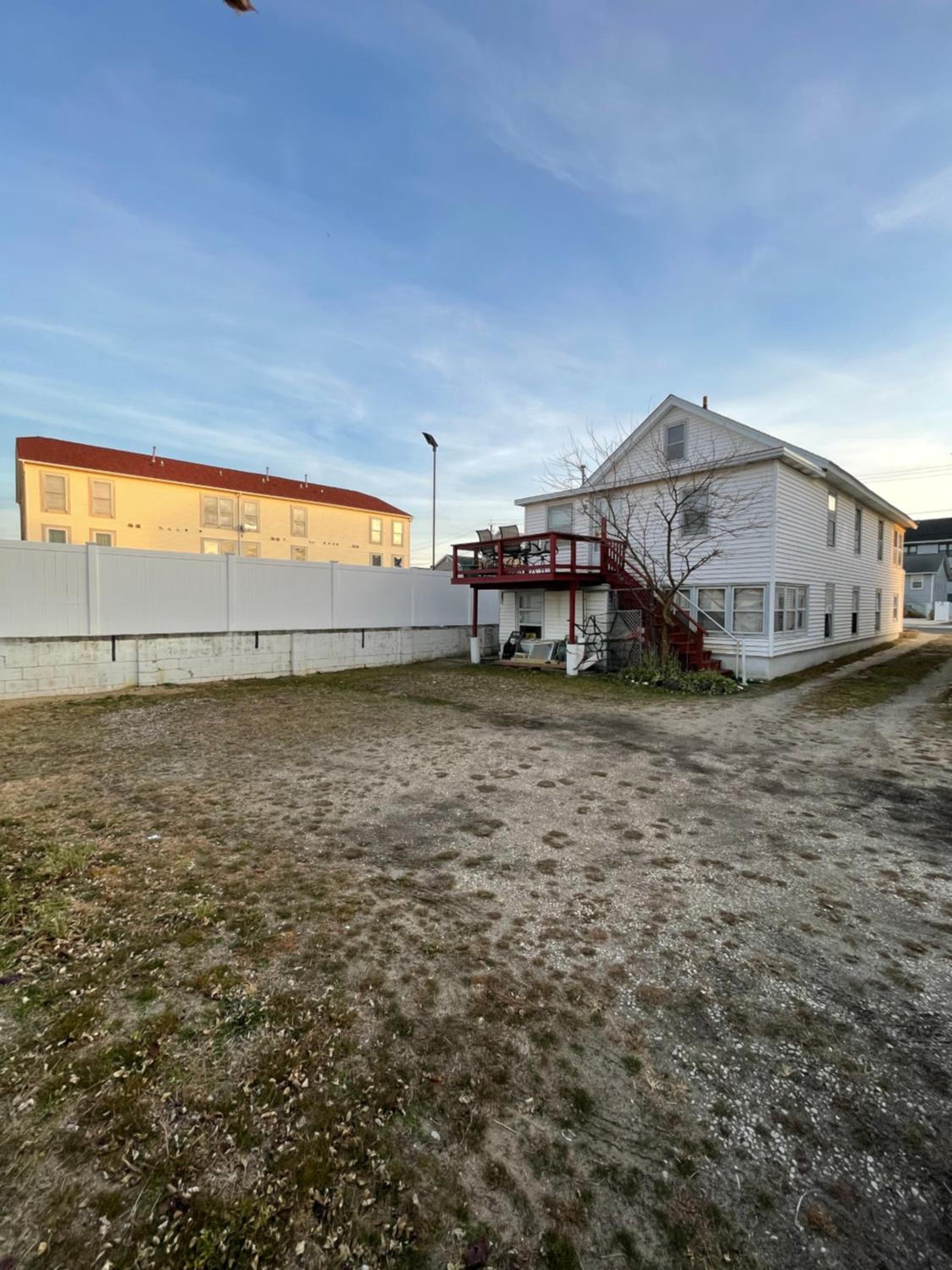 Next to Seaside Boardwalk! - Spacious 3 Bedroom view 5