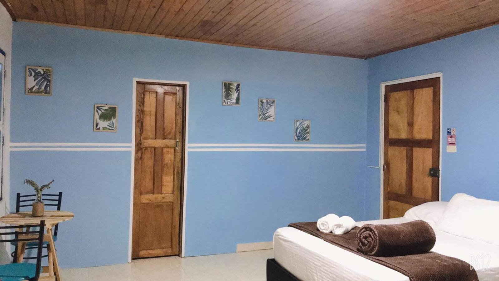 Hospedaje Casa Rosa Jardín
