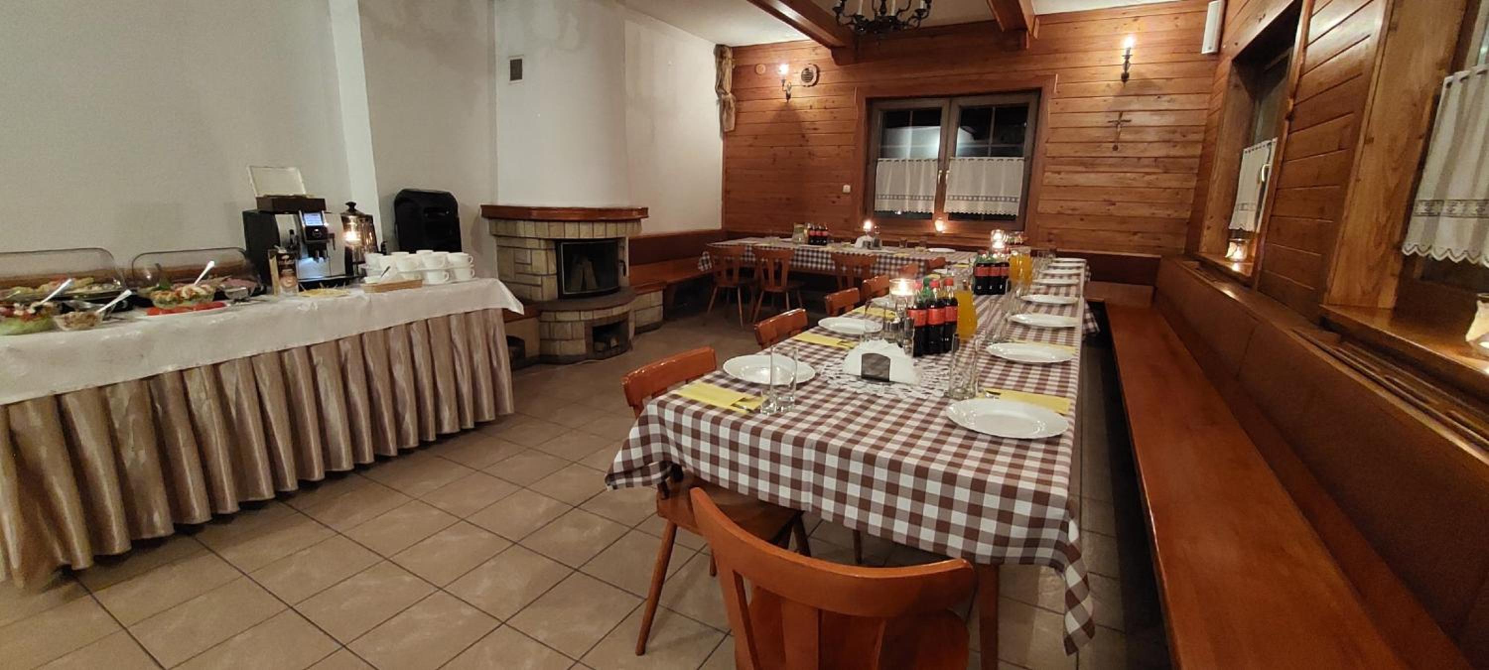restaurant