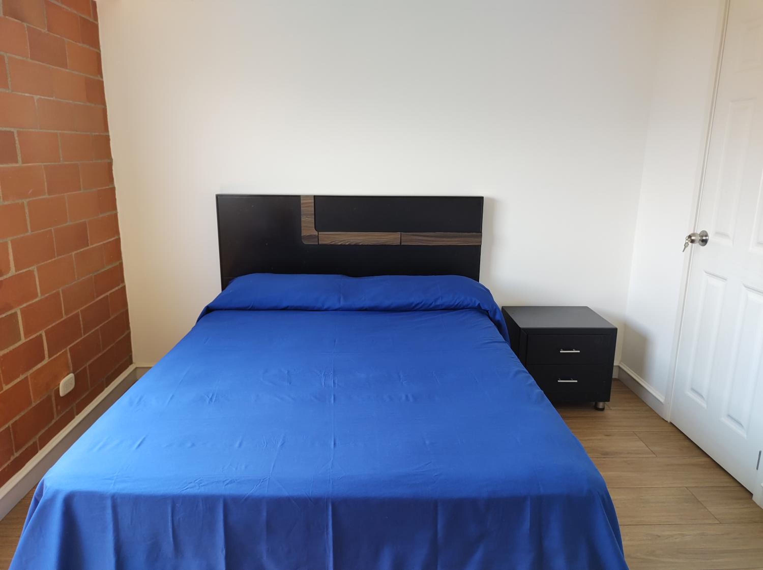 Hermoso Apartamento con vista a todo Medellín view 3