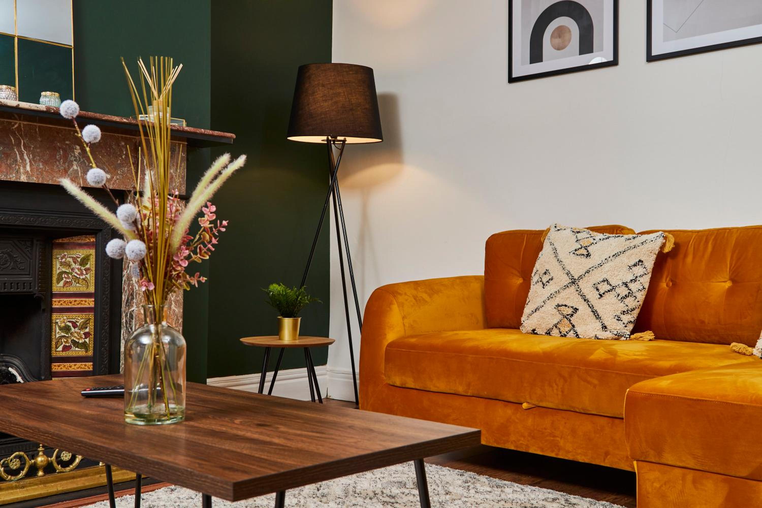 Gateshead Vacations - Stylish 2 Bedroom Flat - Close To Newcastle City Centre - Property Image 4