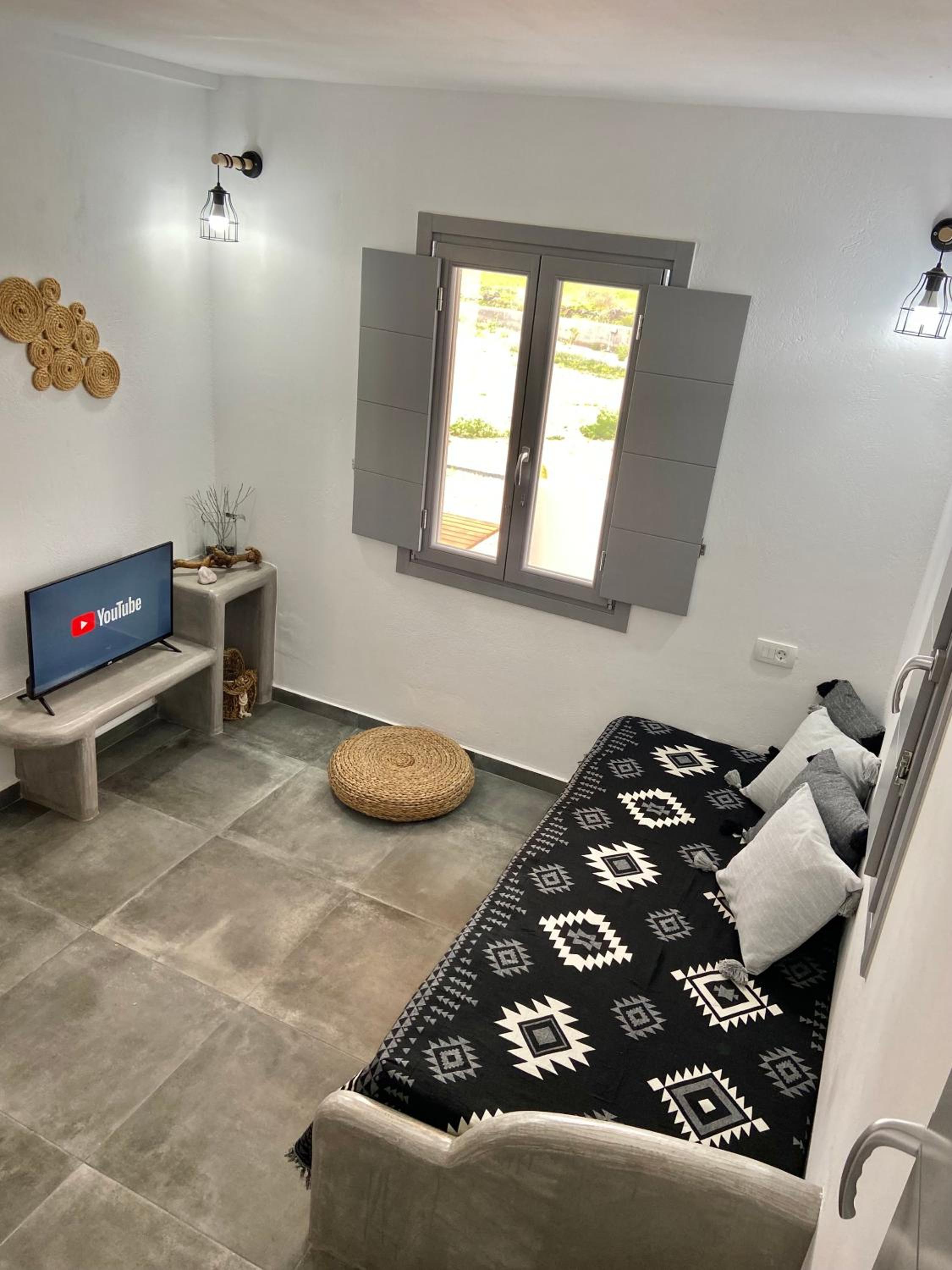 Aeron Suites