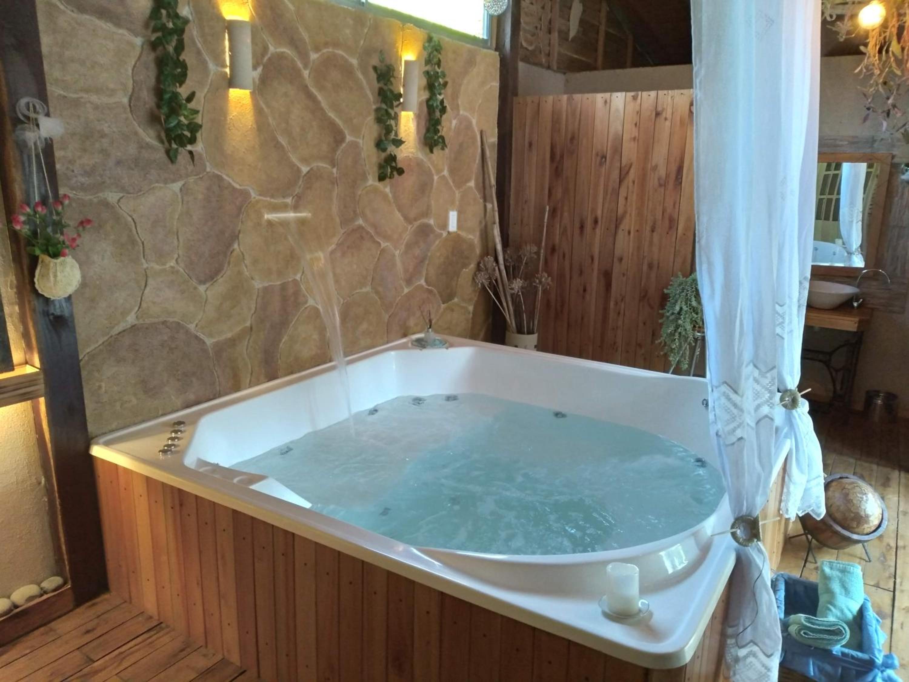 Pualy Resort & Spa