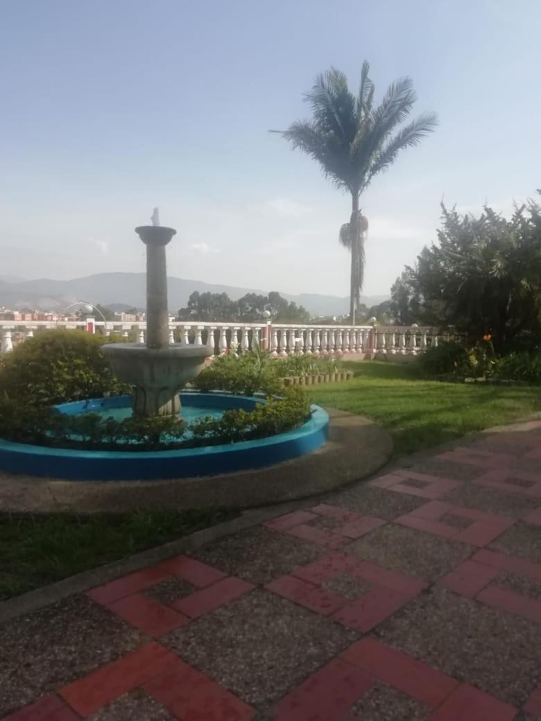 La Loma Del Sol
