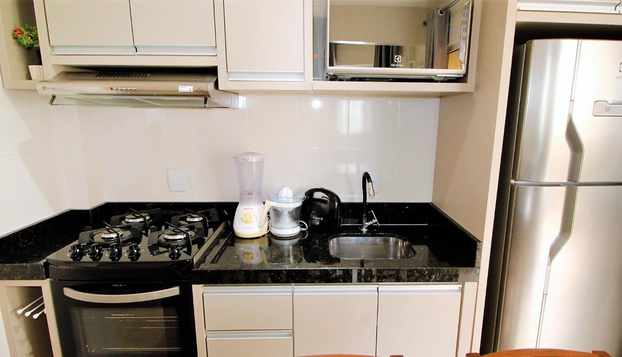 1052 - Apartamento com vista para o mar em Bombinhas - Residencial Salema Apto 301