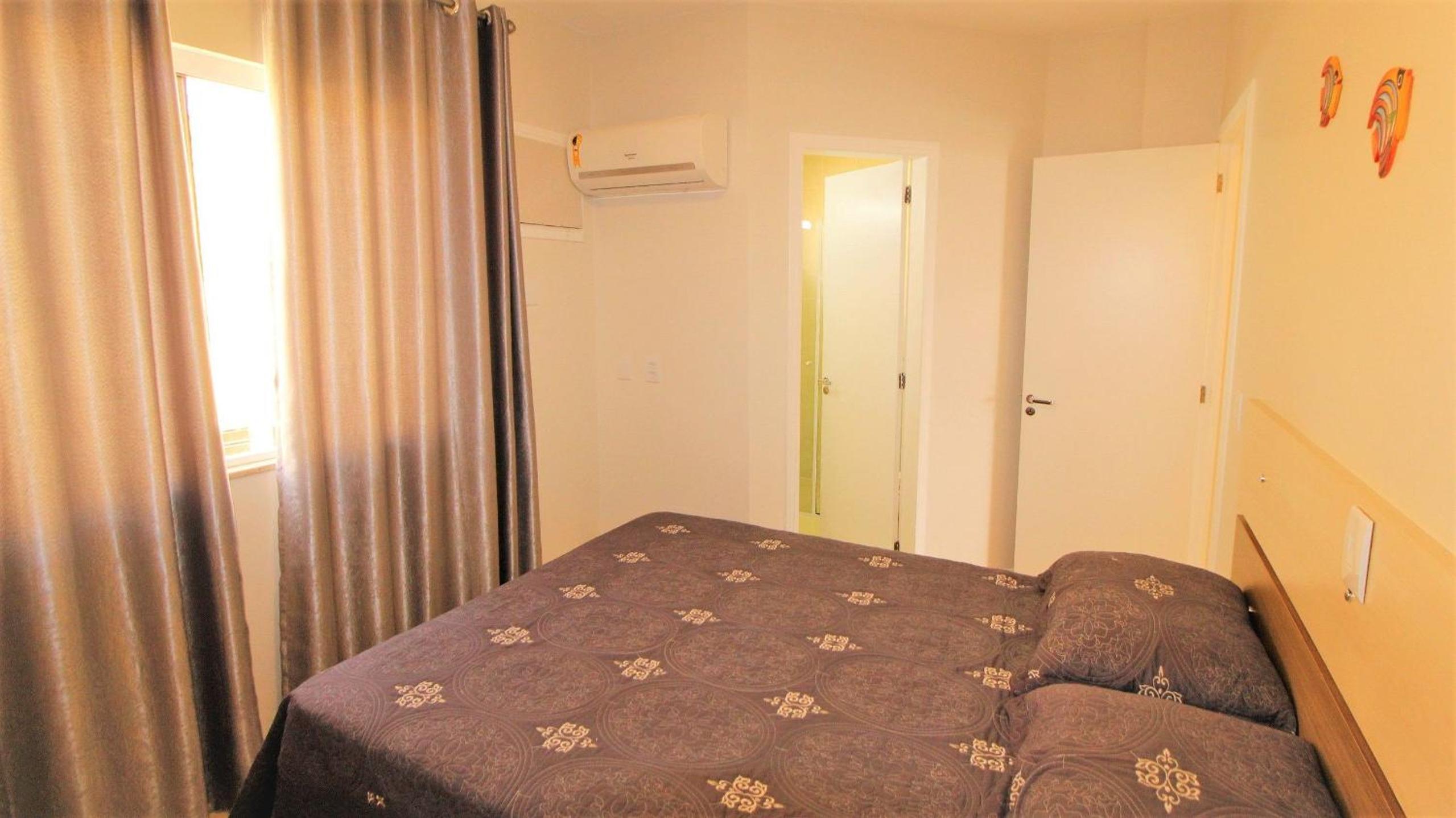 1052 - Apartamento com vista para o mar em Bombinhas - Residencial Salema Apto 301